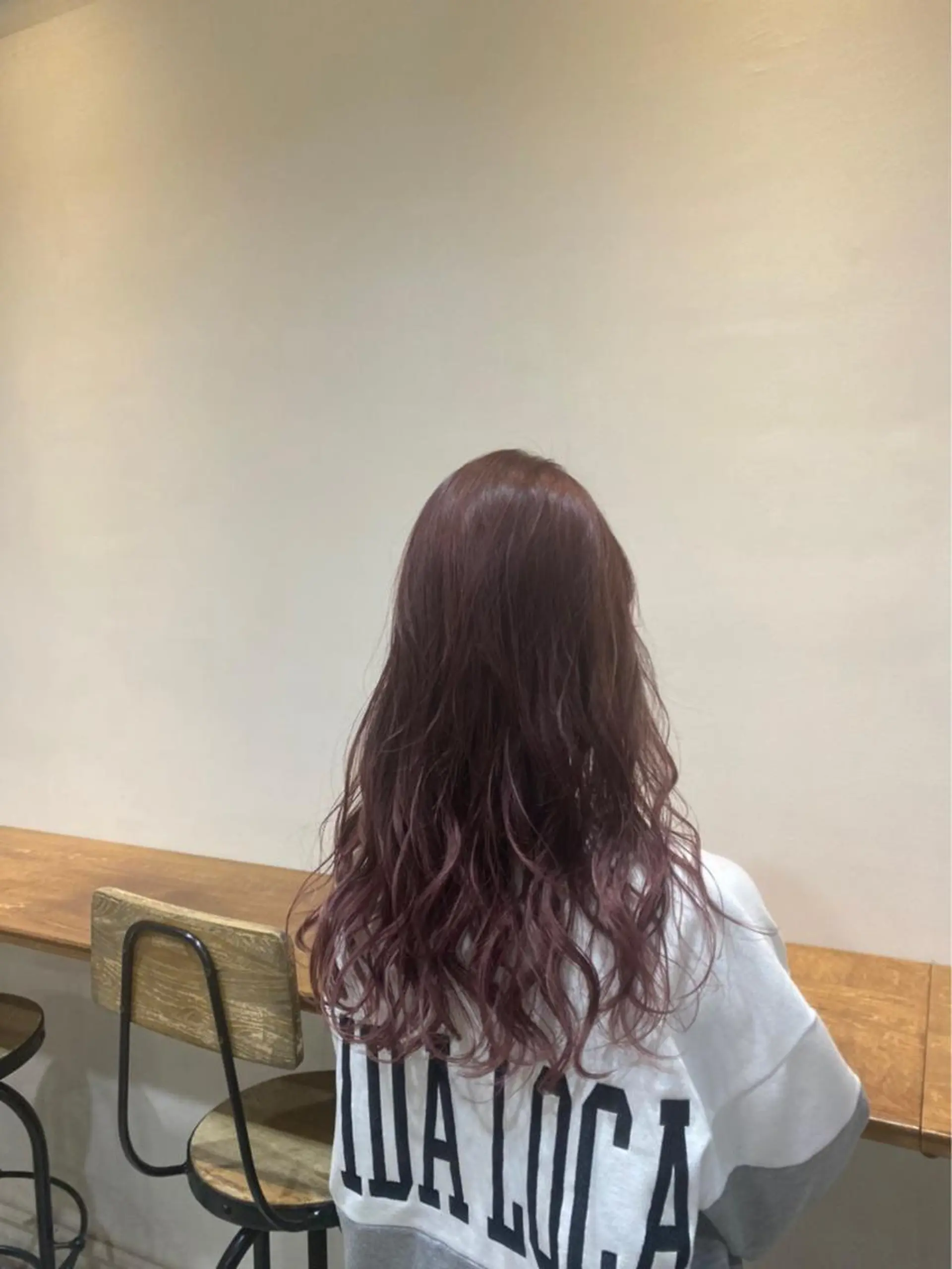 ロング カラー ハイトーン/レイヤー 💜Akaneのヘアスタイル