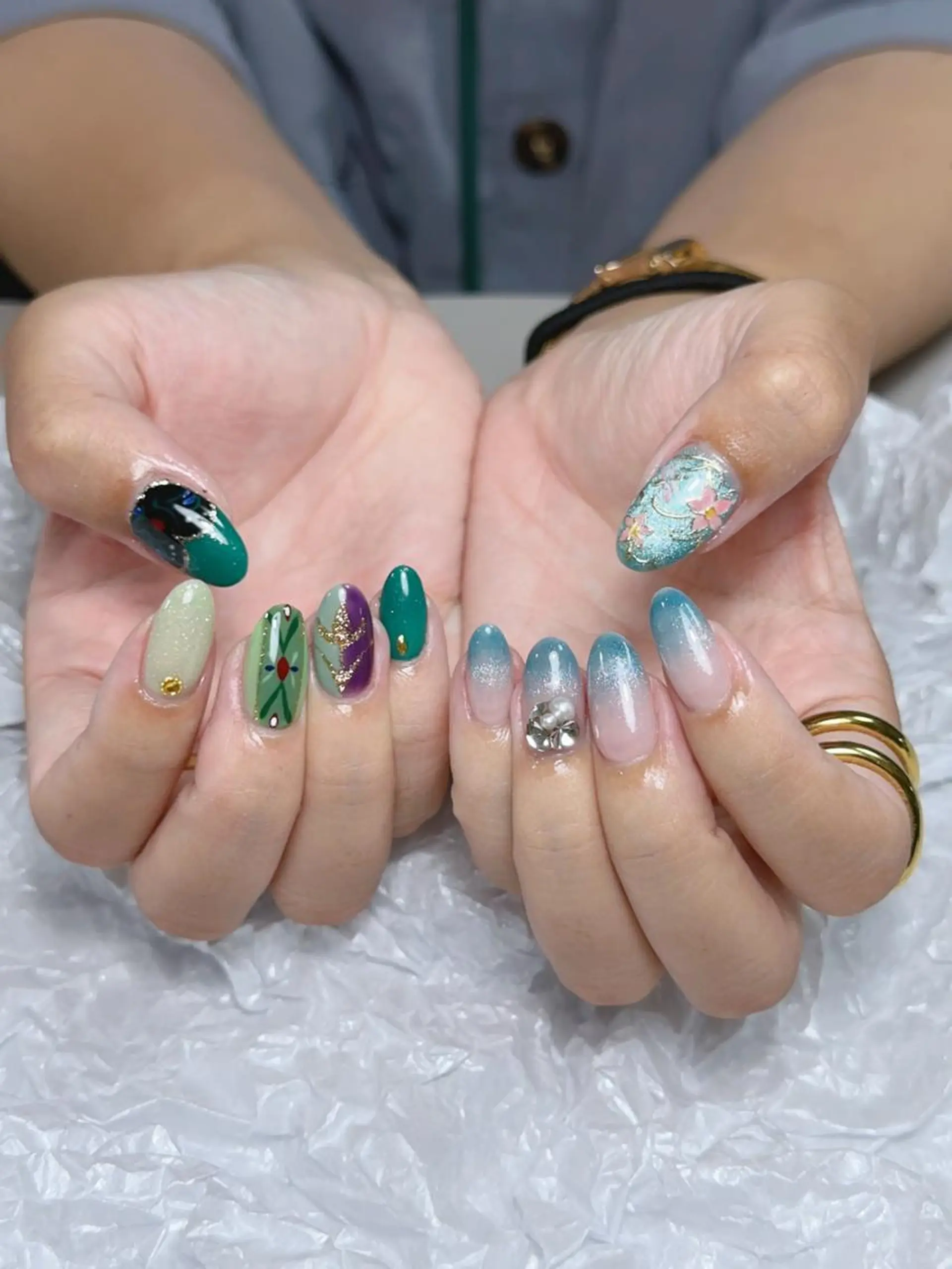 ネイル ハンドネイル 🫧NUR NAIL✨のネイルデザイン
