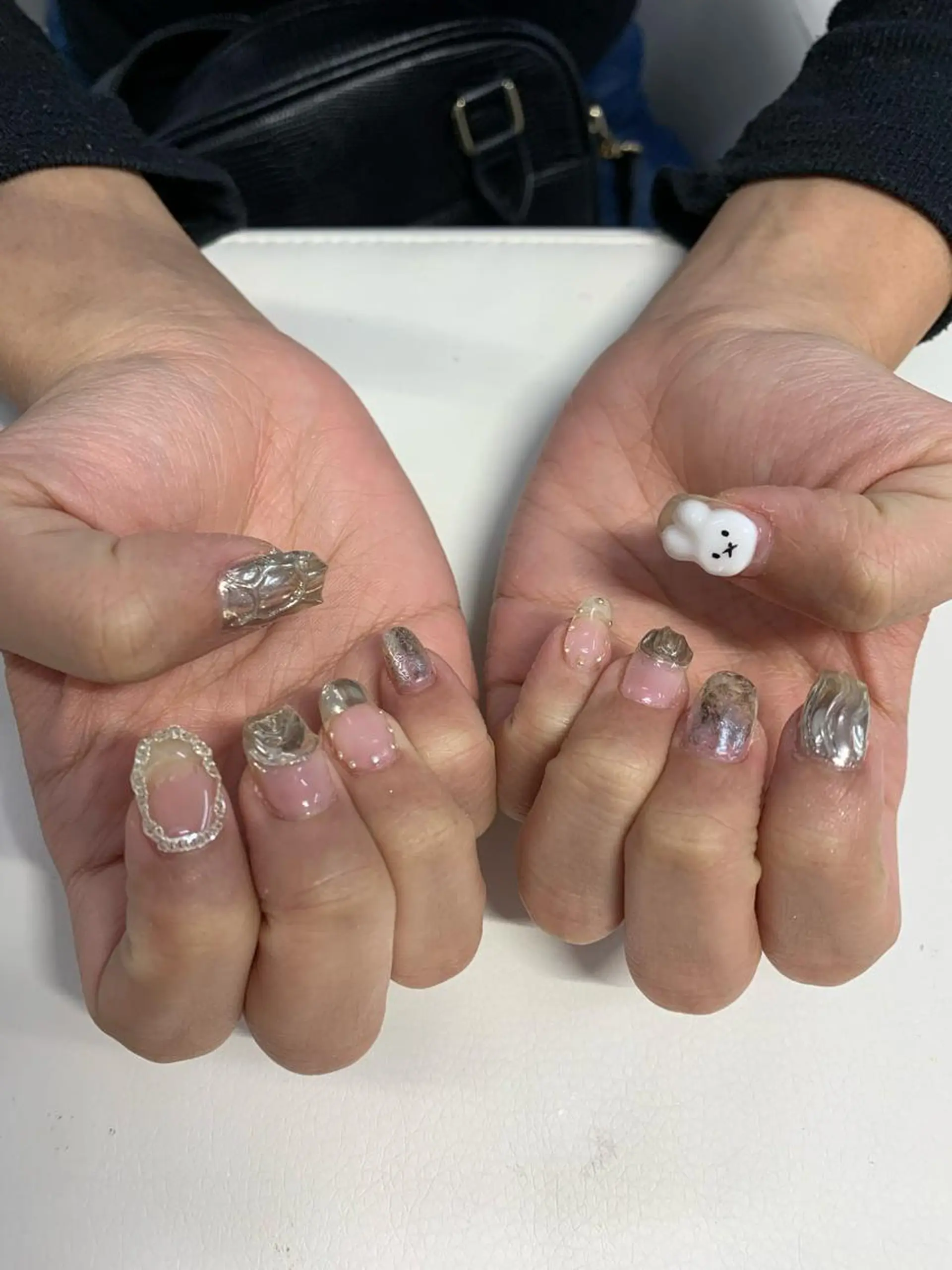 ネイル ハンドネイル ハンドケア Mule Beauty Salon所属・ミュール ビューティーサロンのネイルデザイン