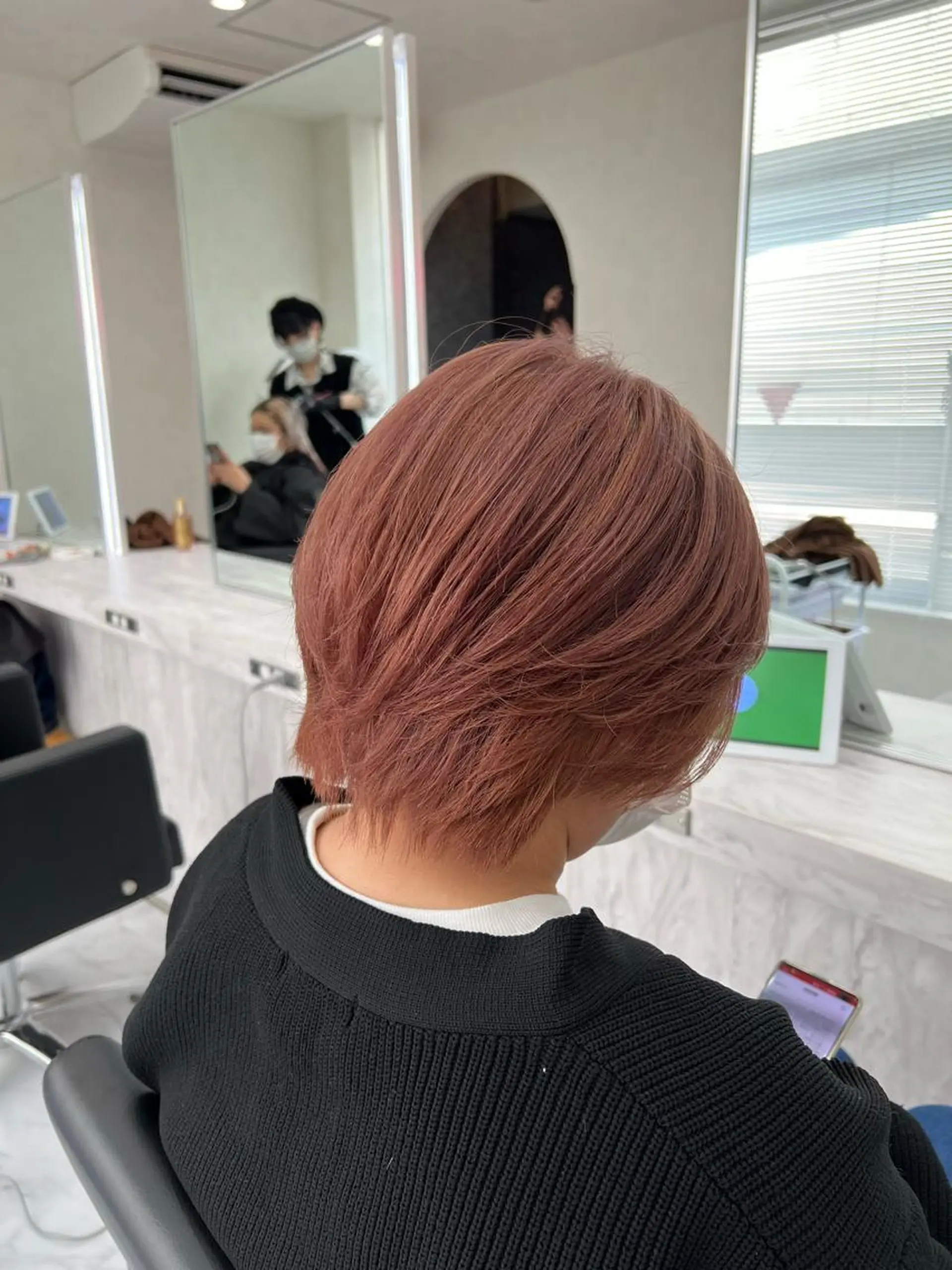 ショート ヘアカラー 韓国風🫧艶カラー 💟ran💟のヘアスタイル
