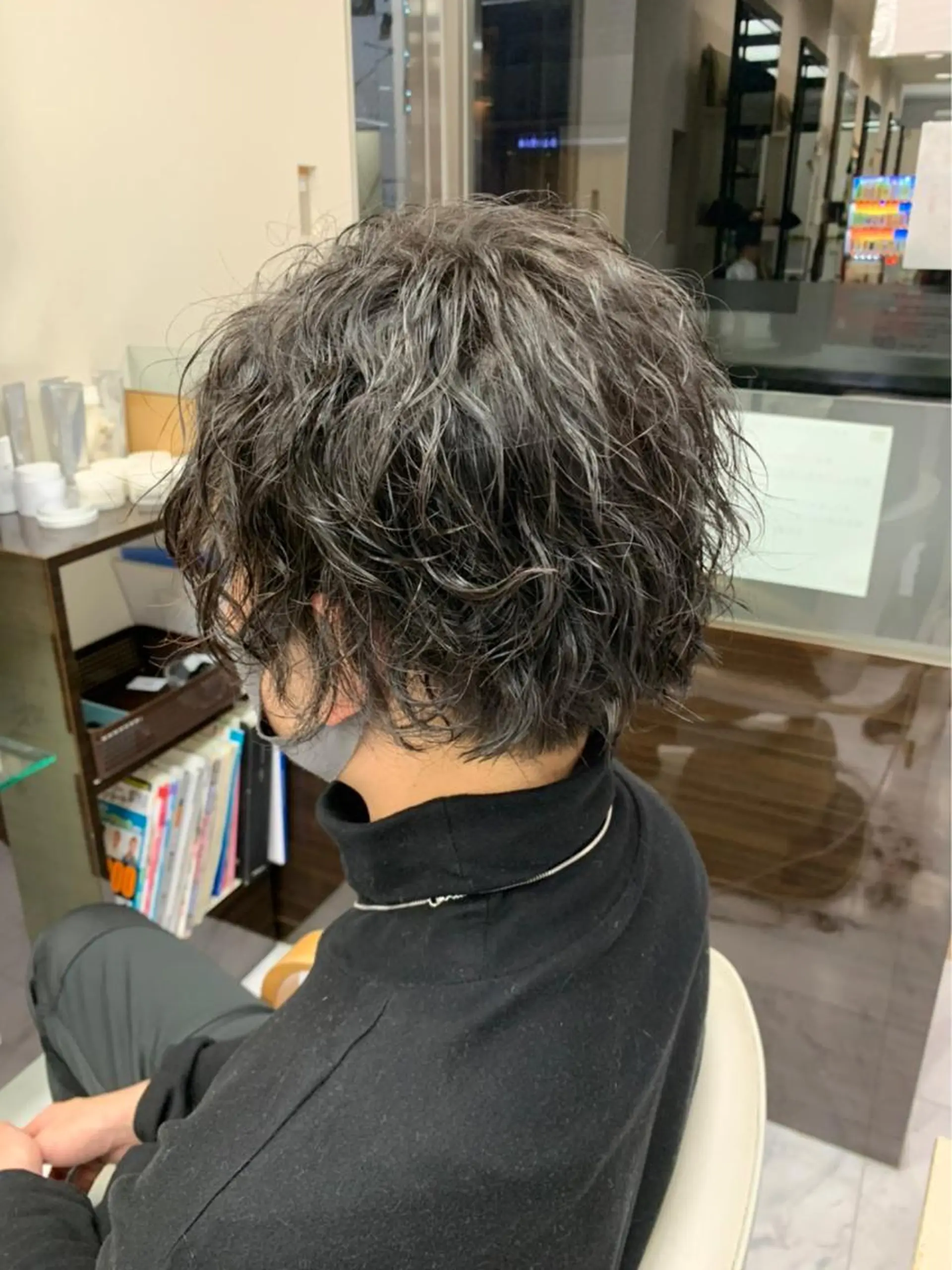 ミディアム メンズ ミディアムパーマ メンズパーマ ❄️メンズカット 落合諒❄️のヘアスタイル