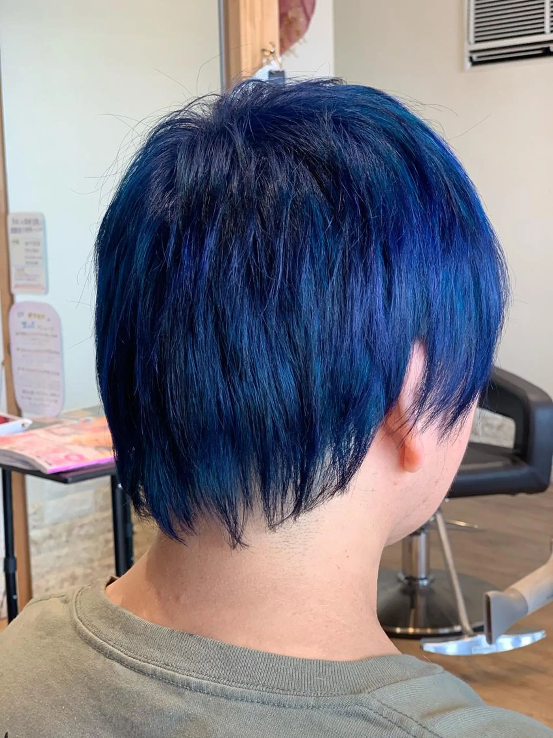 ショート カラー 関口 友行のヘアスタイル