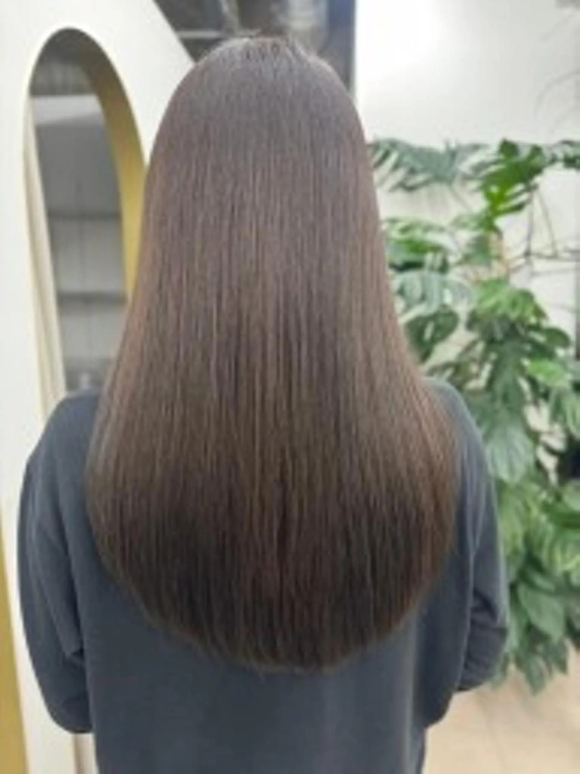 セミロング カラー ベージュカラー ブリーチ ブラウンカラー ケアブリーチ 透明感カラー ヘアカラー トリートメント 癒しの半個室サロン 🌿ROW町田のヘアスタイル