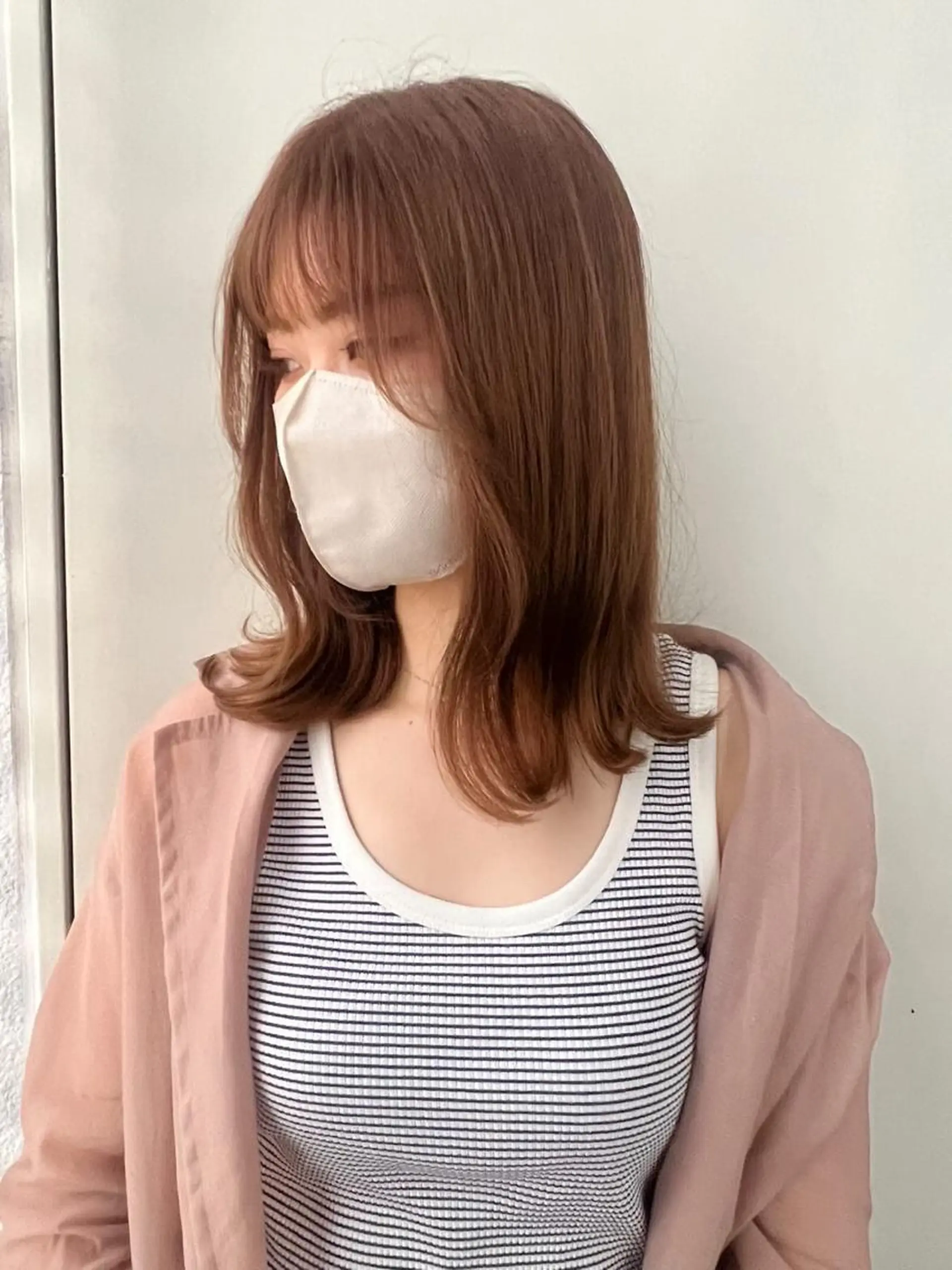 ミディアム カラー カット ヘアカラー トリートメント 韓国🇰🇷レイヤー 映える顔周り🩷のヘアスタイル