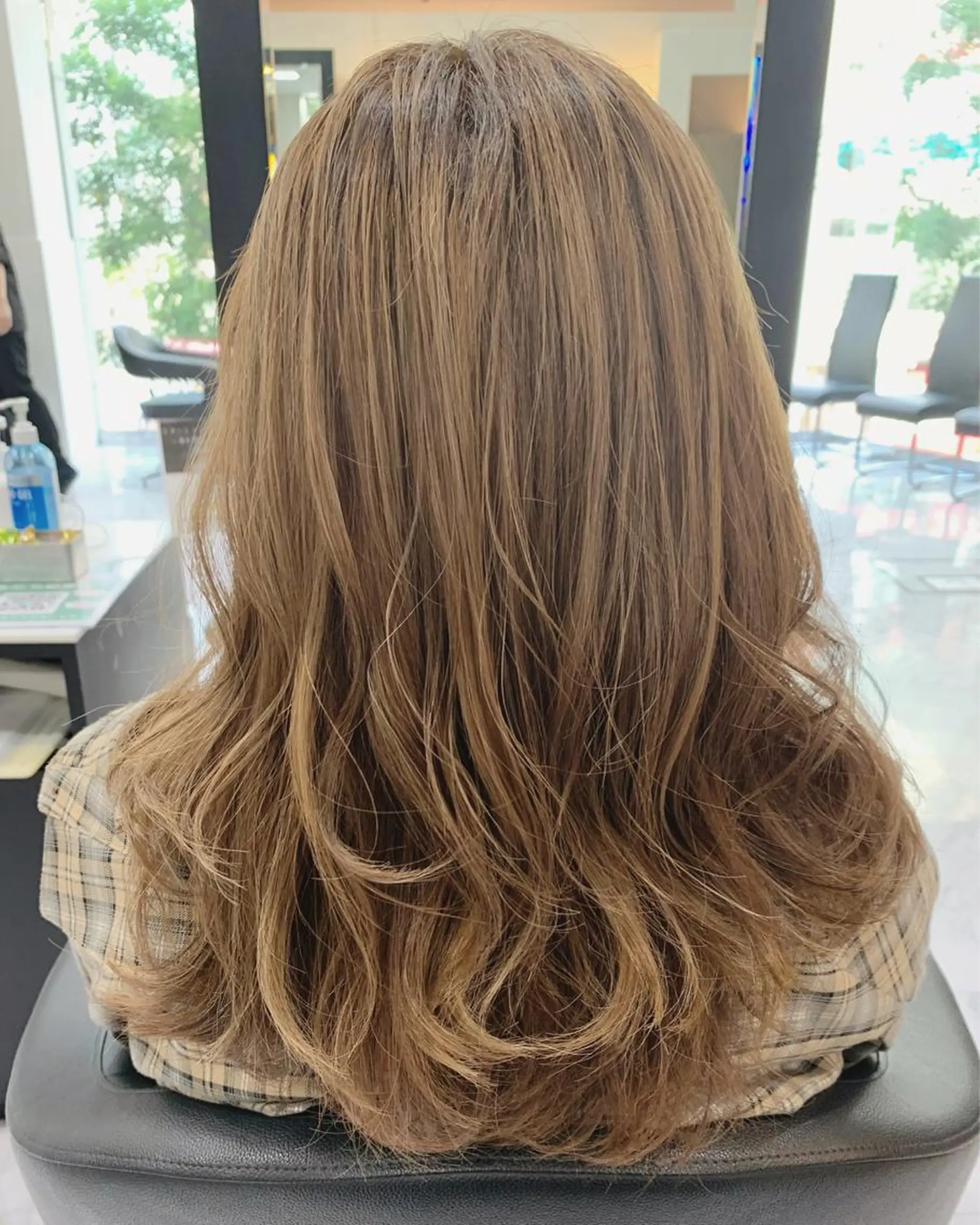 セミロング カラー ヘアアレンジ レイヤーカット 💠 AYAKA💠のヘアスタイル