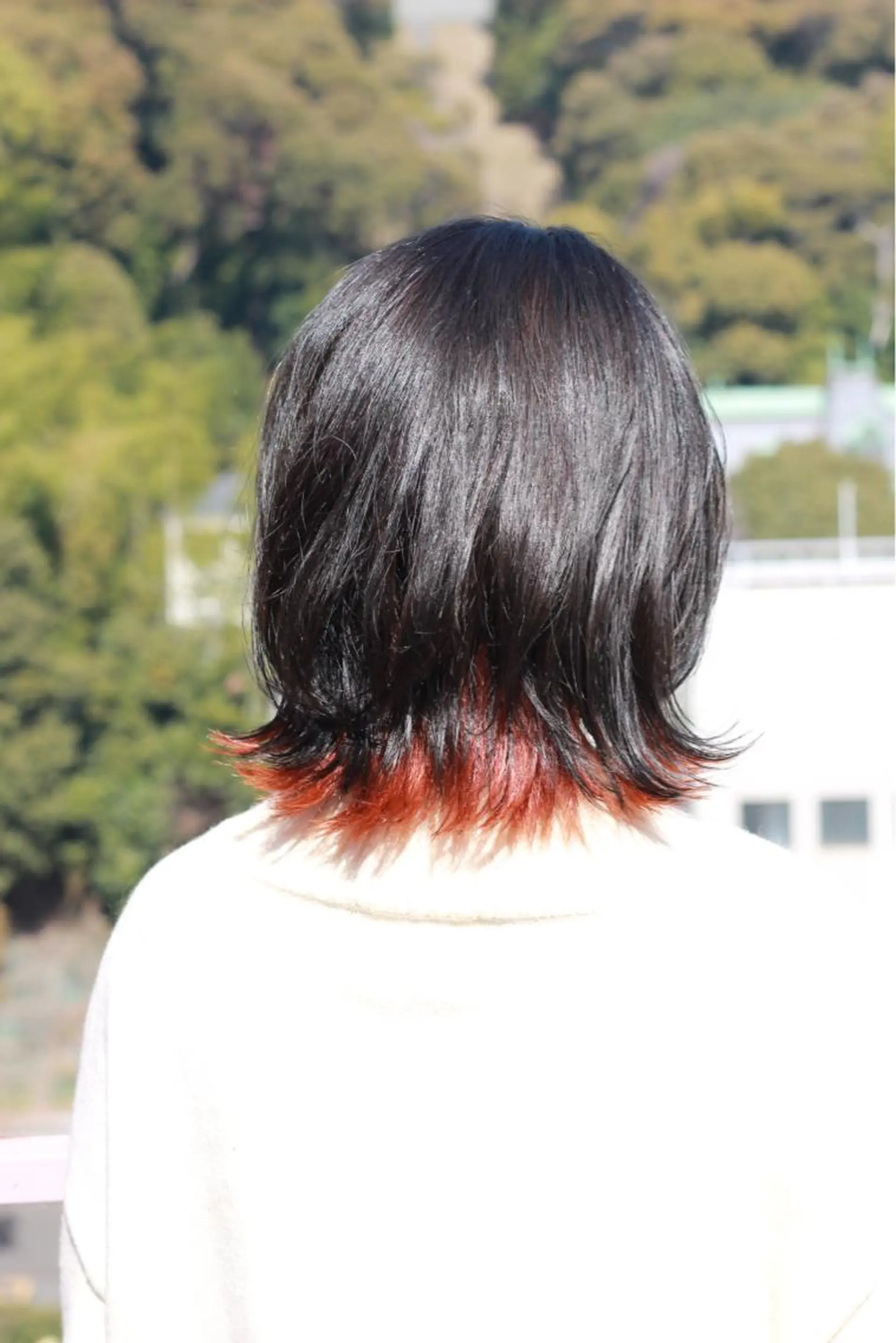 ミディアム カラー インナーカラー オレンジ カット Viage （ビアージュ）のヘアスタイル