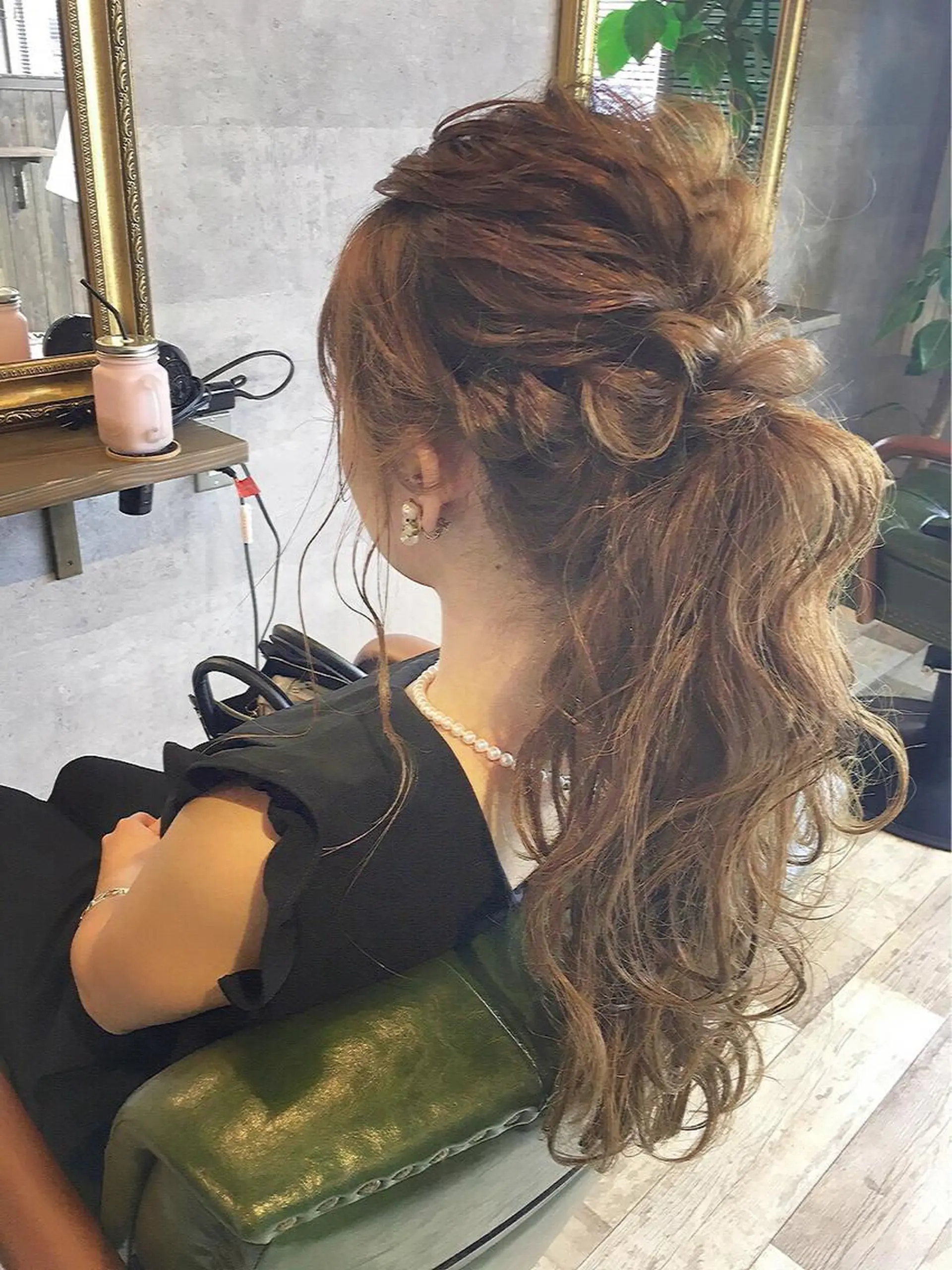 ロング ヘアアレンジ ポニーテール hair salon Glanzのヘアスタイル