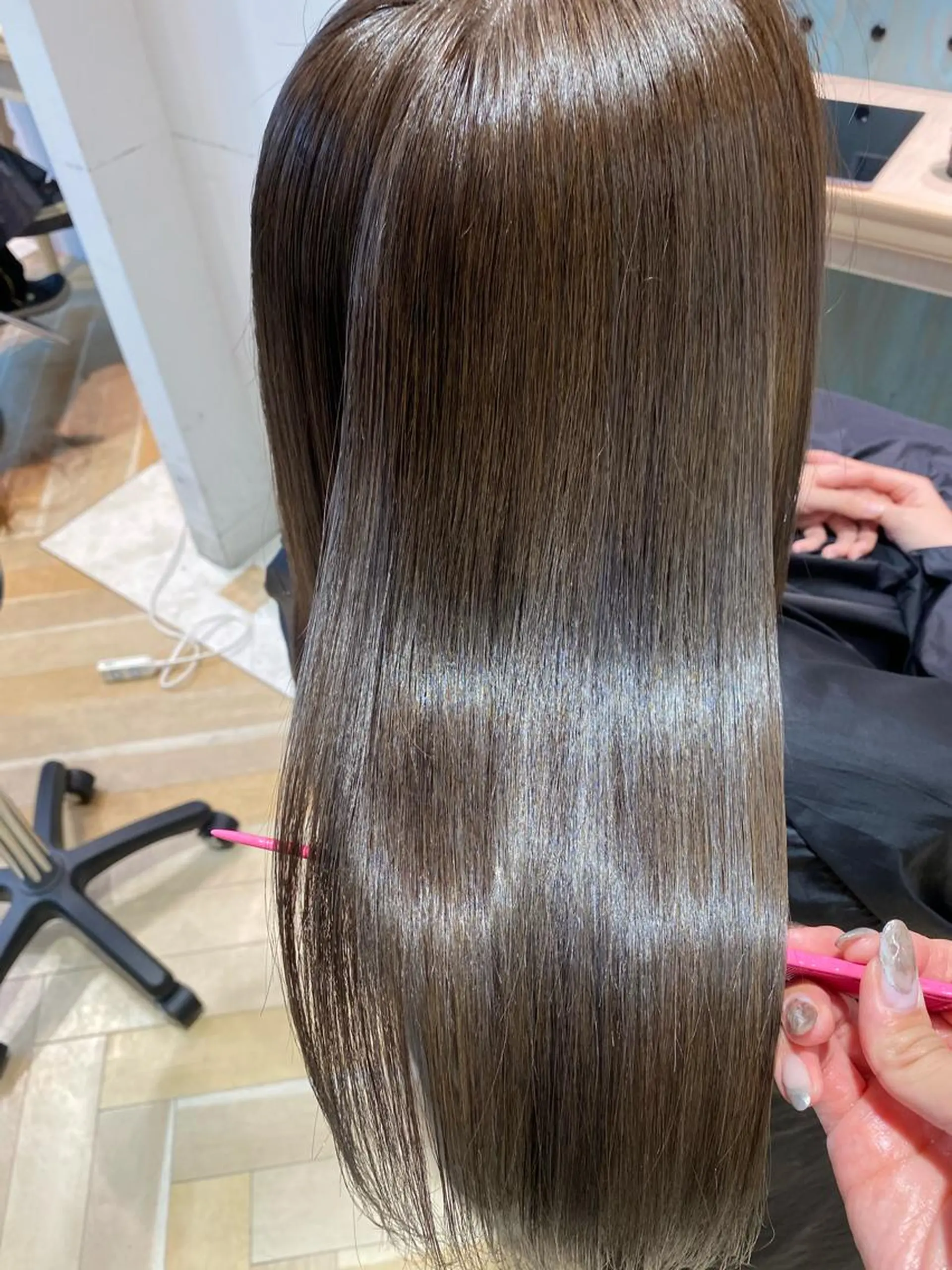 ロング カット トリートメント 髪質改善　縮毛の達人 矢井由真のヘアスタイル