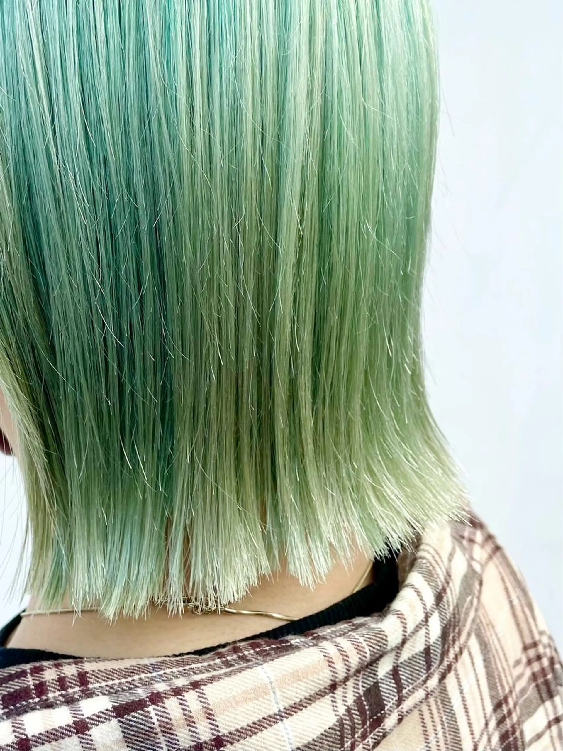 ミディアム 小関 仁晴のヘアスタイル