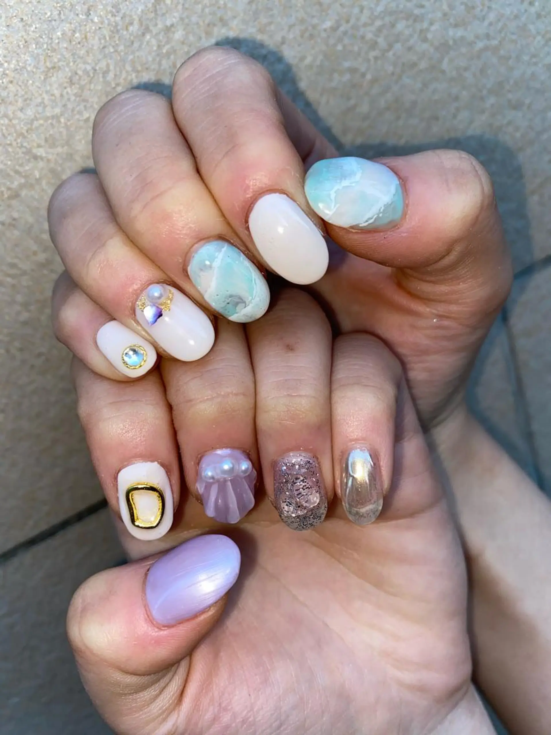 ショート カラー ヘアアレンジ ネイル マツエク・マツパ 夏ネイル 💓💓彩 音💓💓のマツエク・マツパデザイン