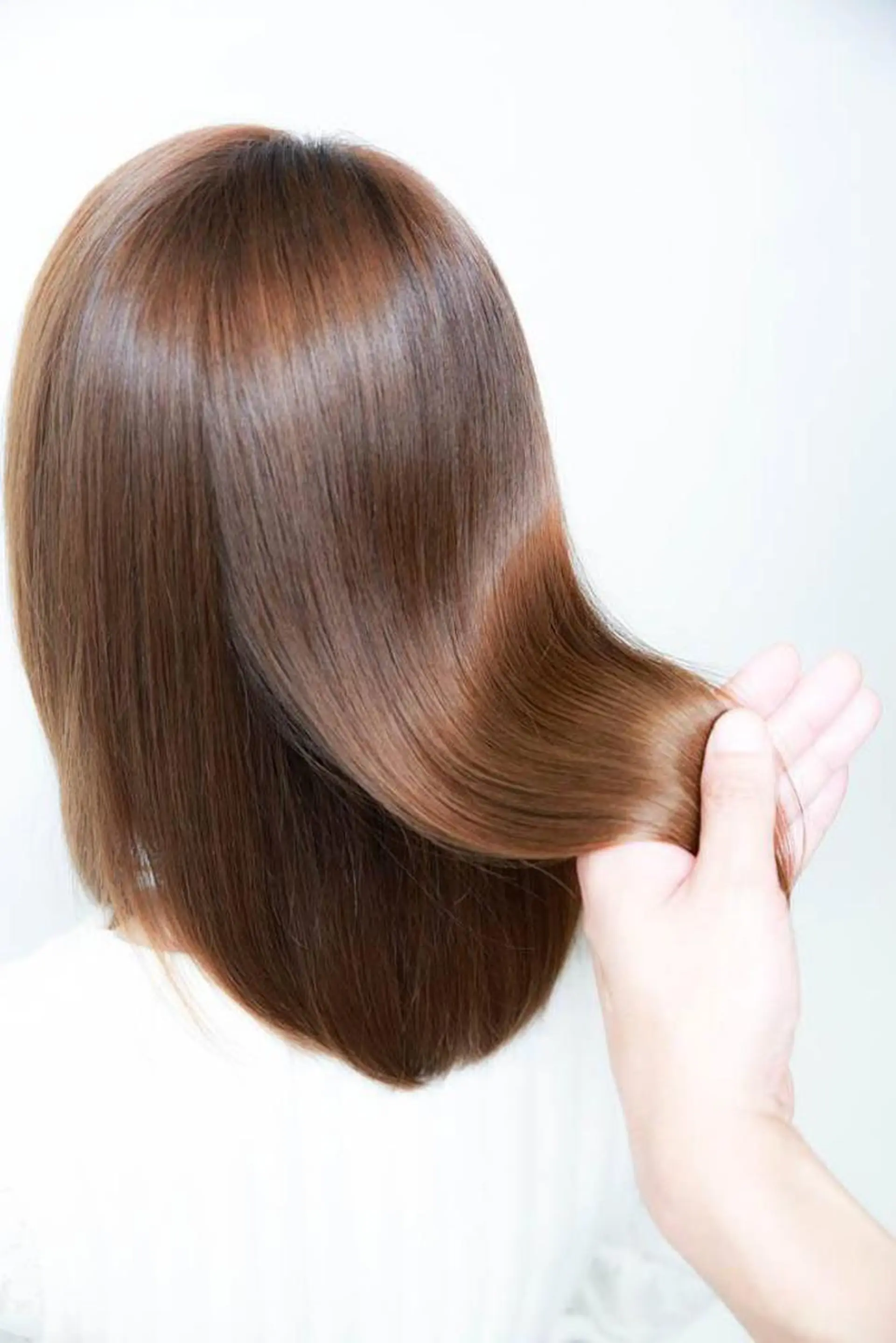 セミロング カット ヘアカラー トリートメント 艶髪美容師　森田 優貴のヘアスタイル