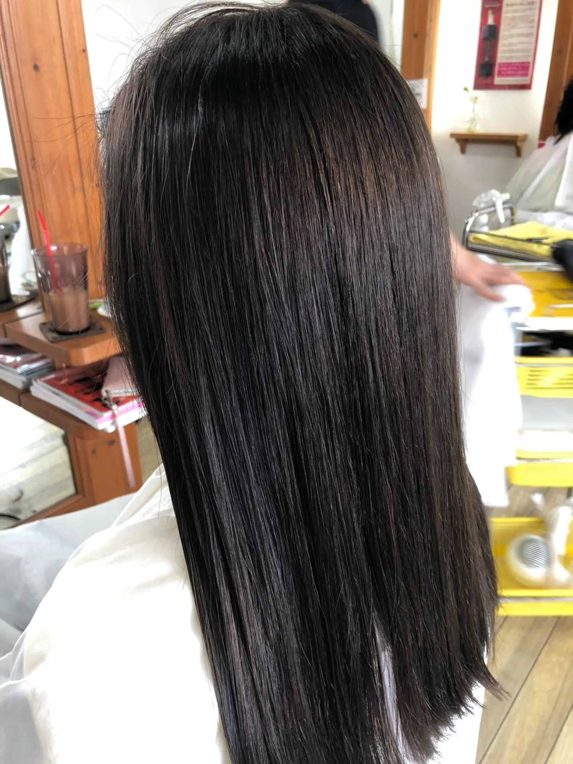 ロング カラー ダークグレー Snaly カラー特化ページのヘアスタイル