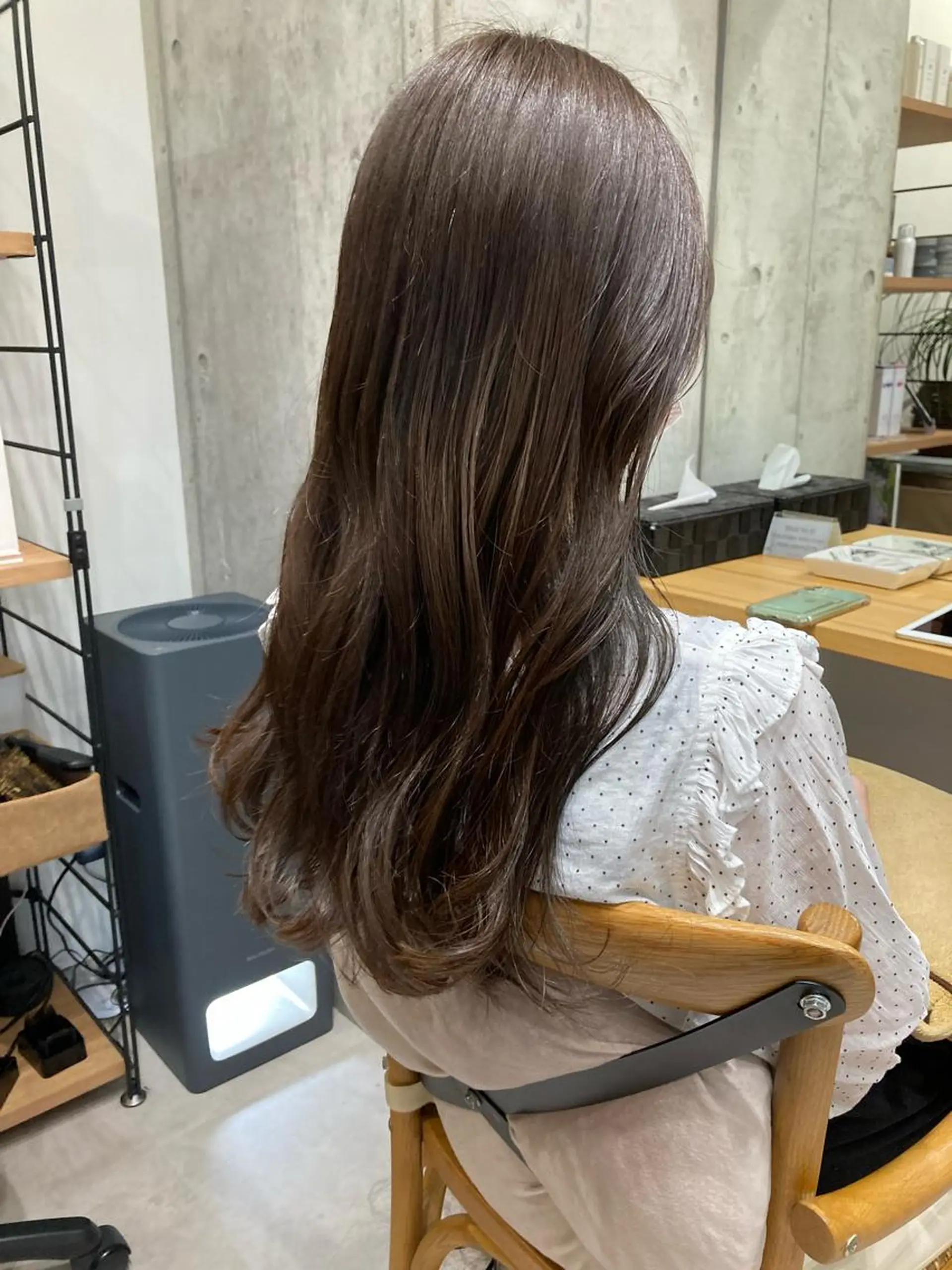 ロング ✨色持ちの良い艶 カラー✨蟹江真世のヘアスタイル