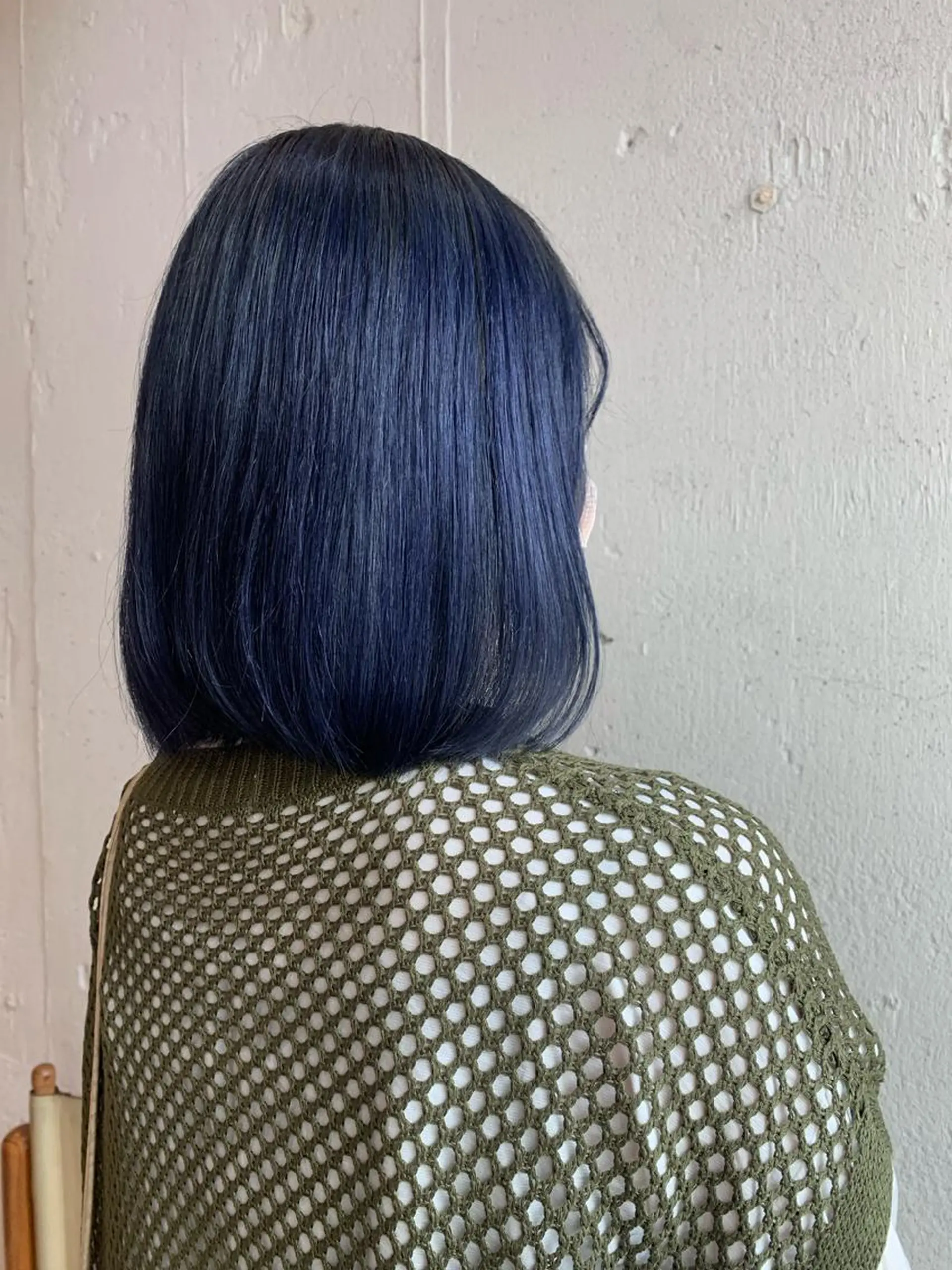 ショート カラー ブルーカラー EIGHT 中川原 菜々子のヘアスタイル