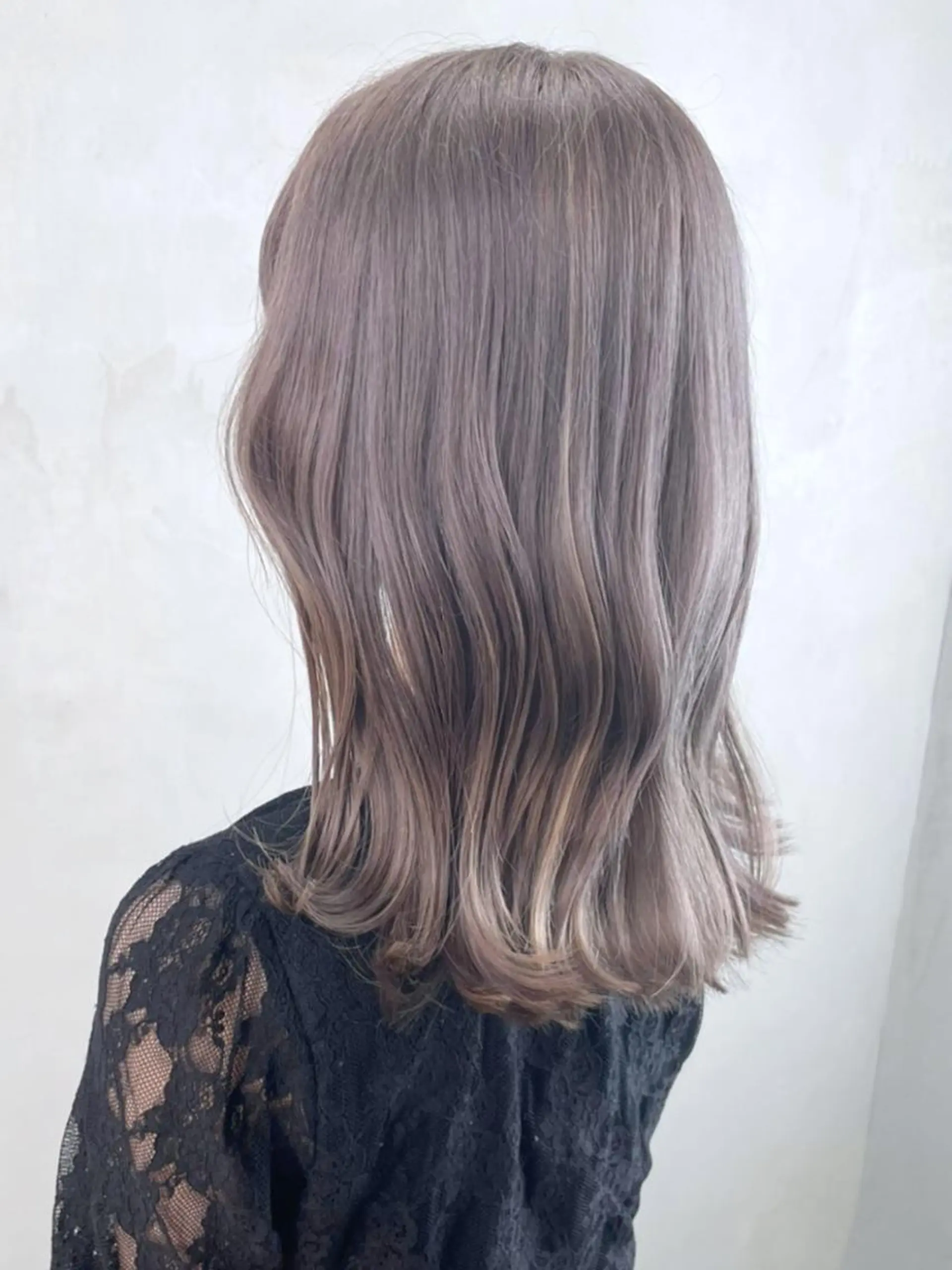 ミディアム カラー パーマ ヘアアレンジ グレージュ カット ヘアカラー トリートメント ITbyALBUM 中野店のヘアスタイル