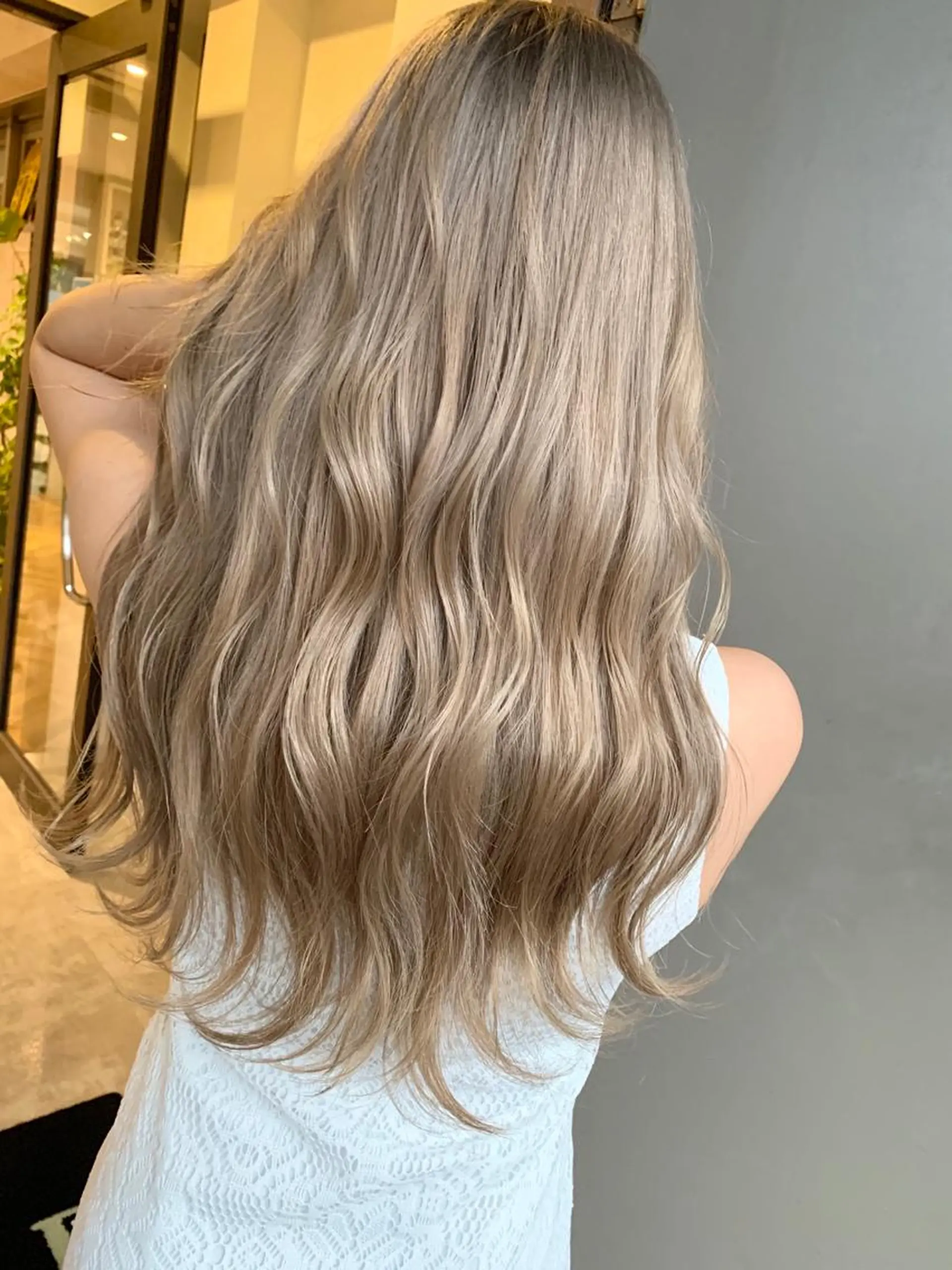 ロング カラー ヘアカラー トリートメント 髪質改善will hairdesignのヘアスタイル