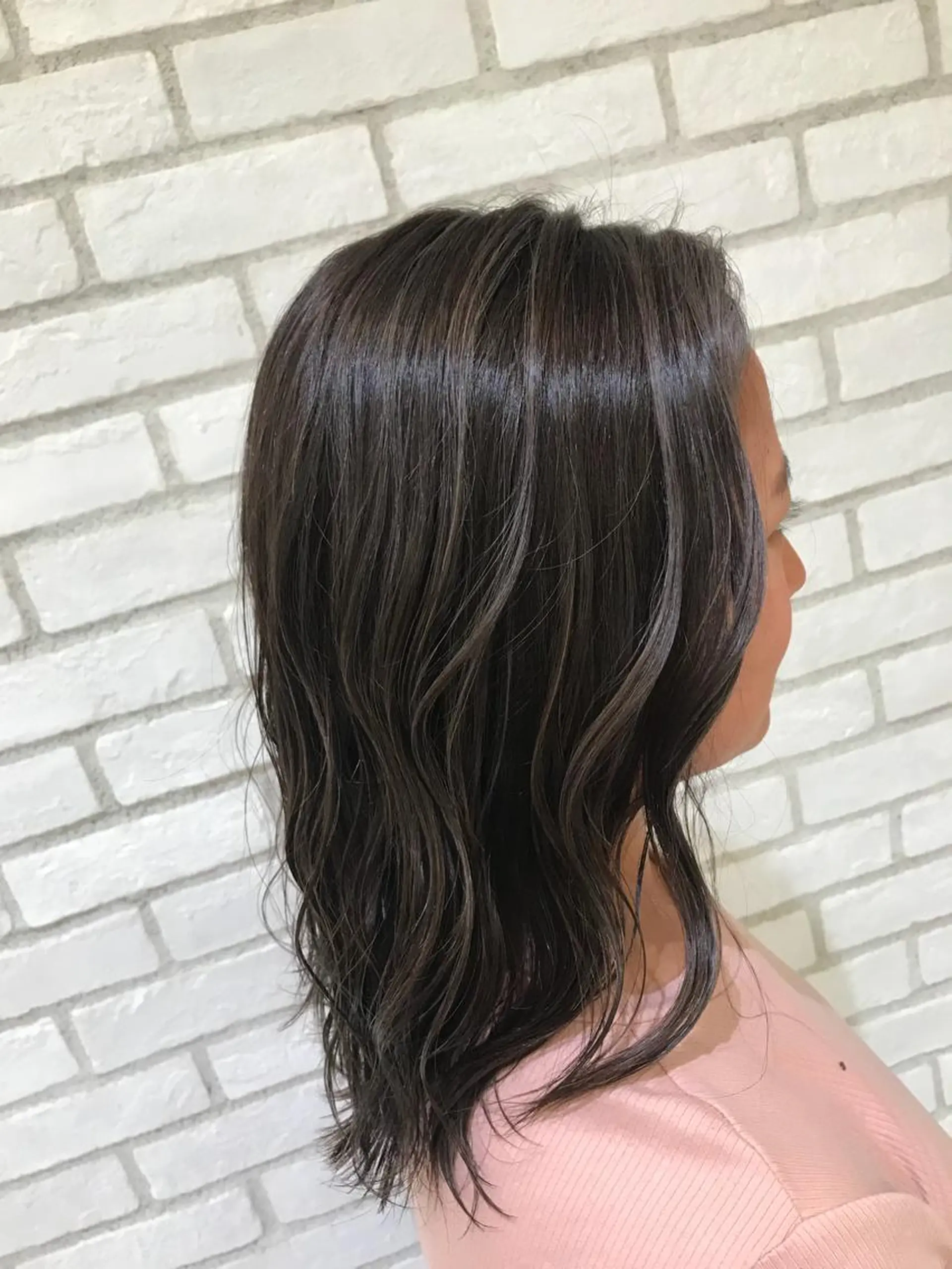 セミロング カラー 上尾/ママ美容師🫧 𝐌𝐞𝐢のヘアスタイル