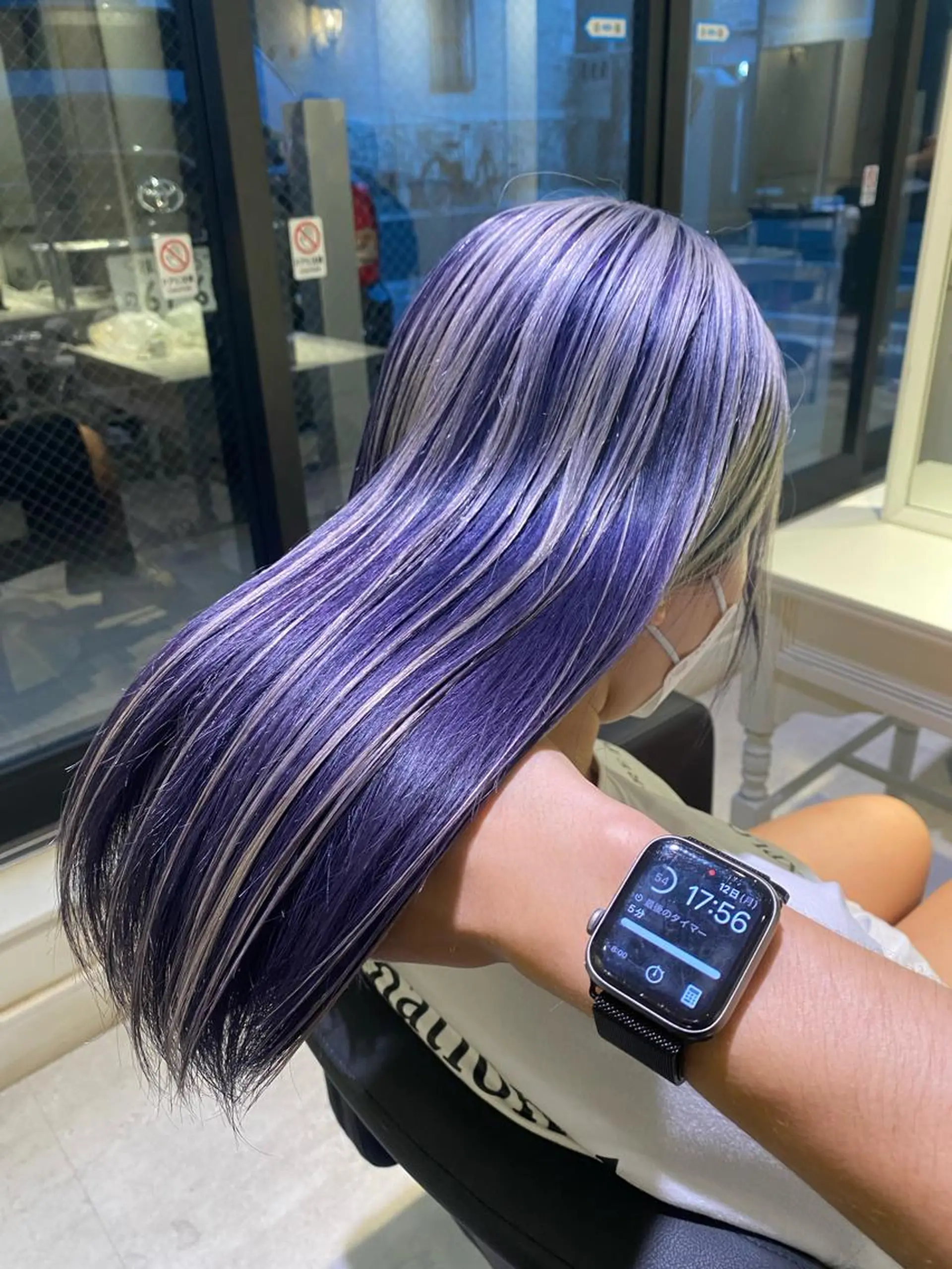 セミロング THESALONS所属・🤍ブリーチカラー /寄田龍樹🤍のヘアスタイル