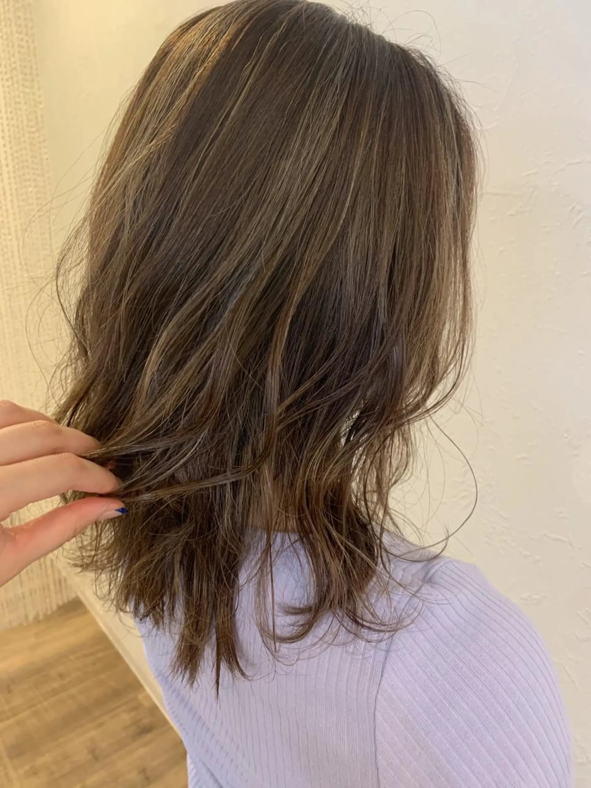 ミディアム カラー ブリーチ ハイライトカラー ハイライト ヘアカラー m ā l o.🌷 サカモトマイコのヘアスタイル