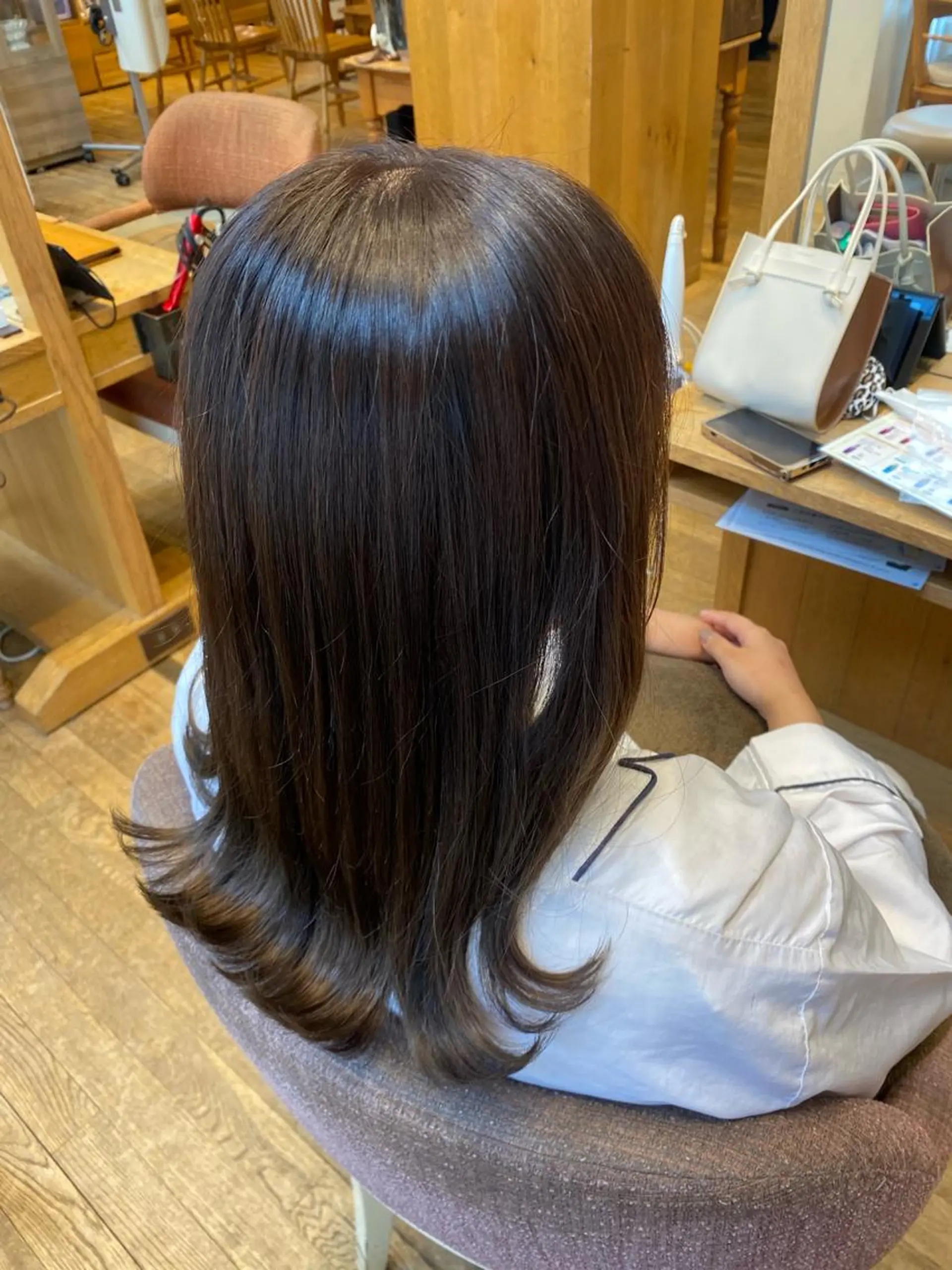 セミロング カラー 解田彩奈/ stylistのヘアスタイル