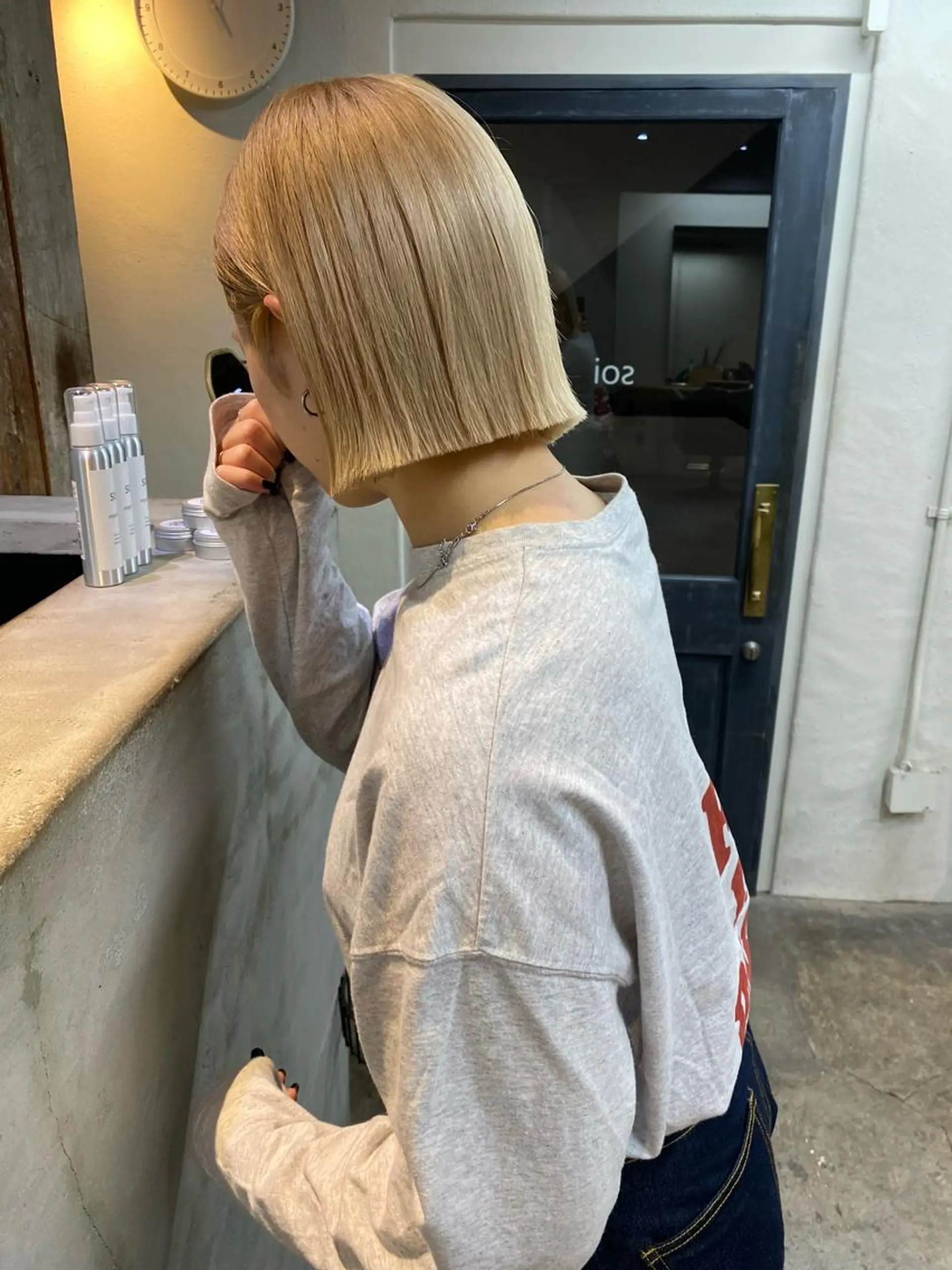 ショート カラー ヘアカラー トリートメント 東のりか/ハイトーン ブリーチカラー/ボブのヘアスタイル