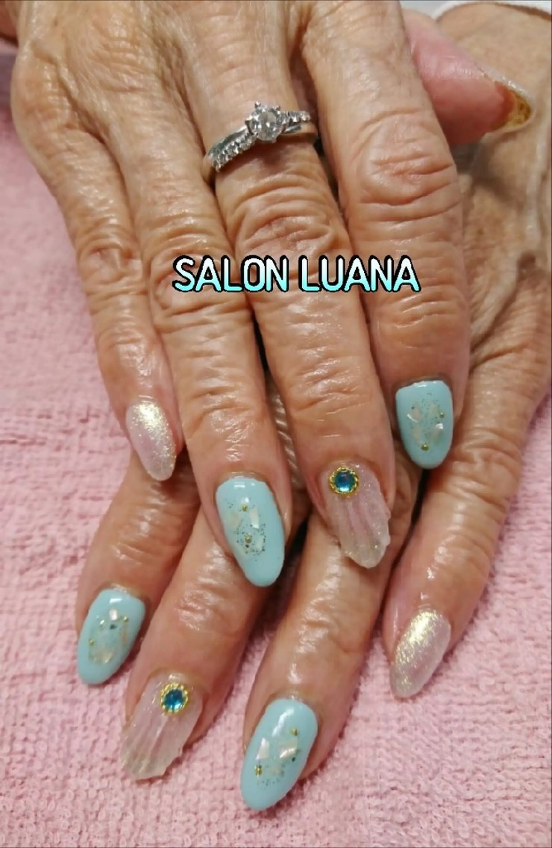 ネイル ハンドネイル LUANA  TAKAHASHIのネイルデザイン