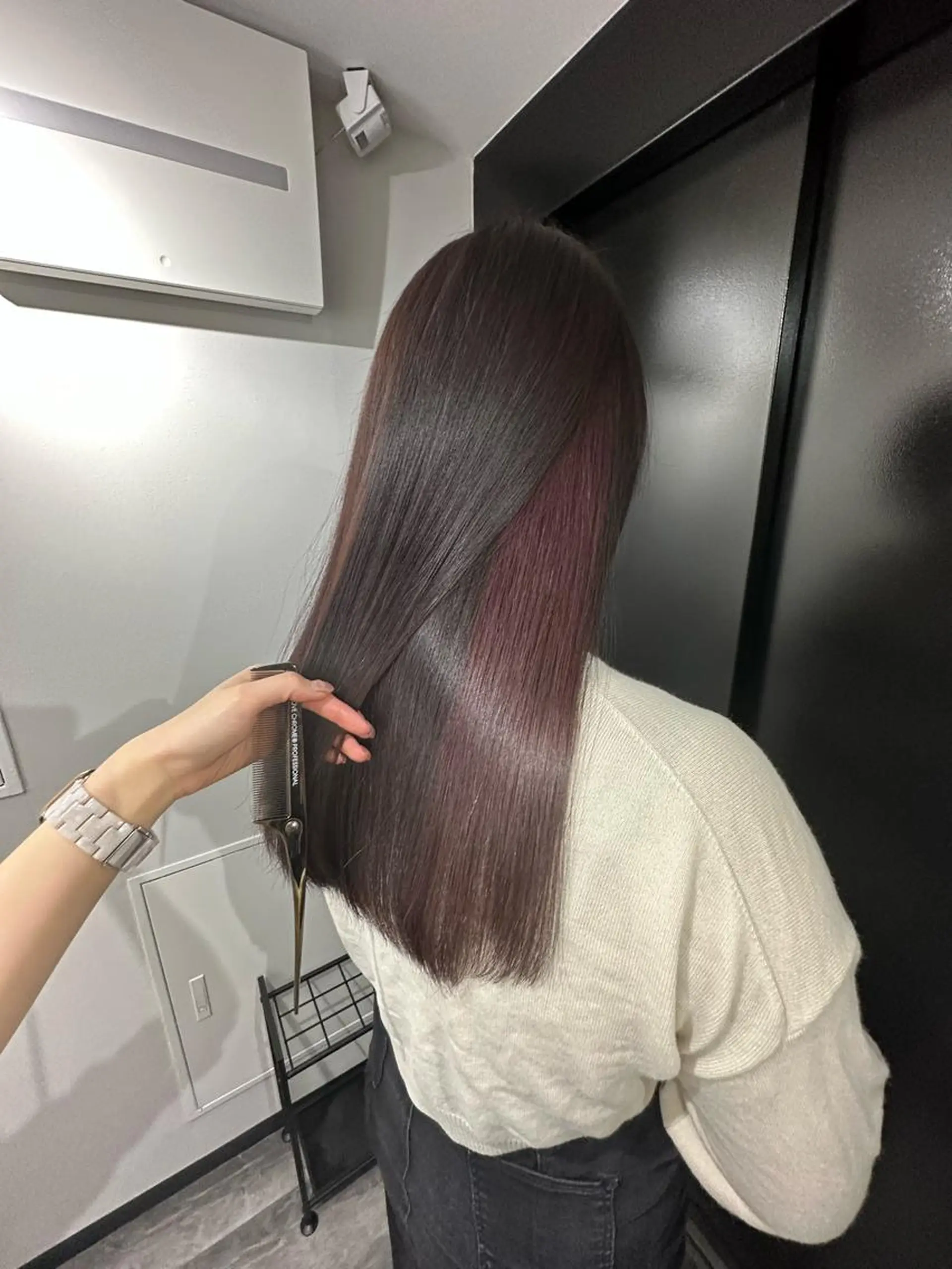 ロング カラー ヘアカラー トリートメント 近藤千翔🩵 髪質改善Periodのエステ・リラクイメージ