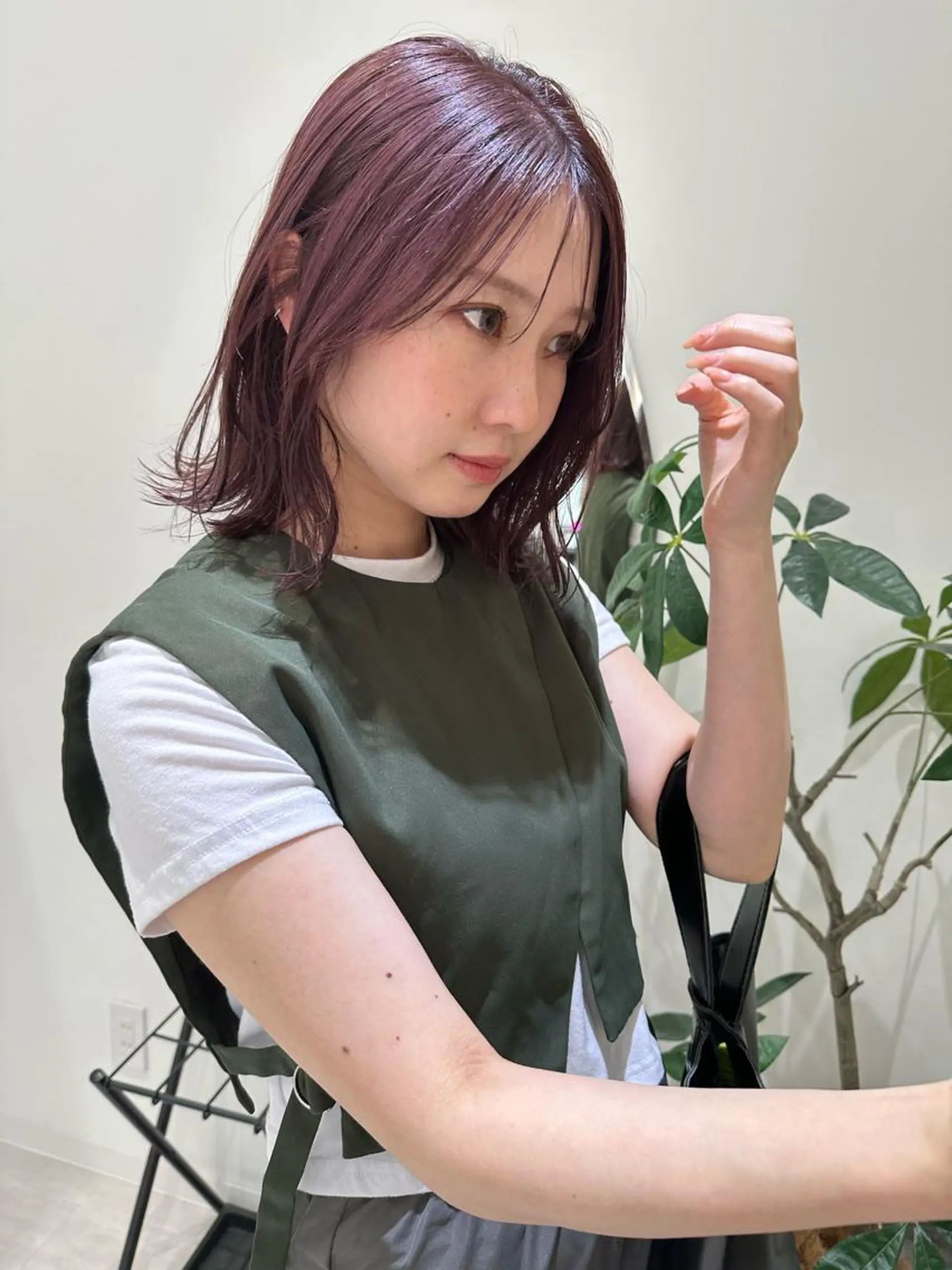 ミディアム カラー ラベンダーカラー ラベンダーピンク ピンクカラー レイヤー/ボブ/ 顔周り/yukinaのヘアスタイル