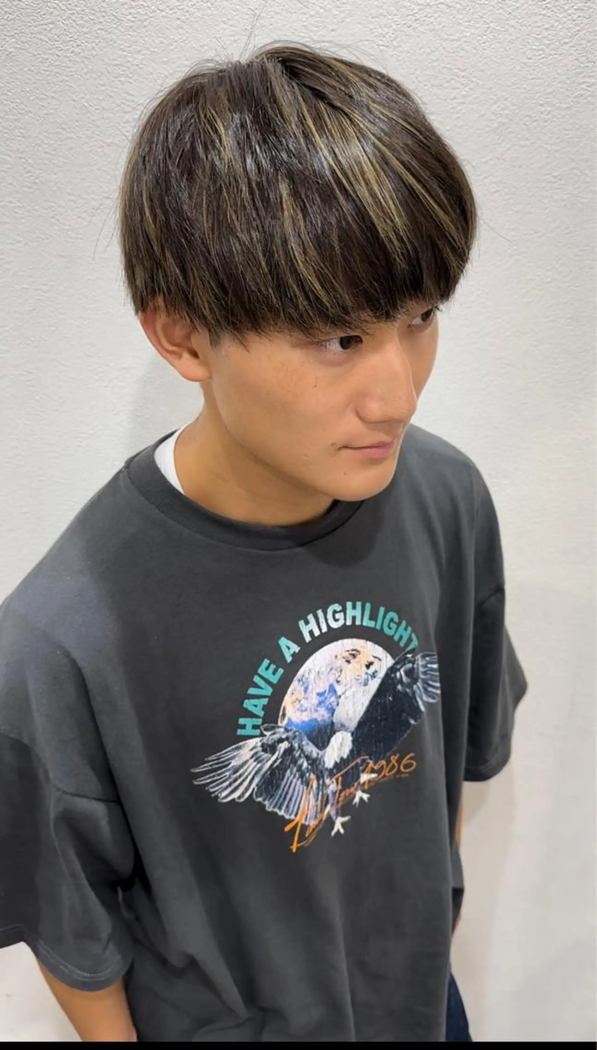 カラー メンズ メンズハイライト マッシュ ハイライトカラー カット ヘアカラー トリートメント 2nd所属・🤍2nd🤍田所 美希のヘアスタイル