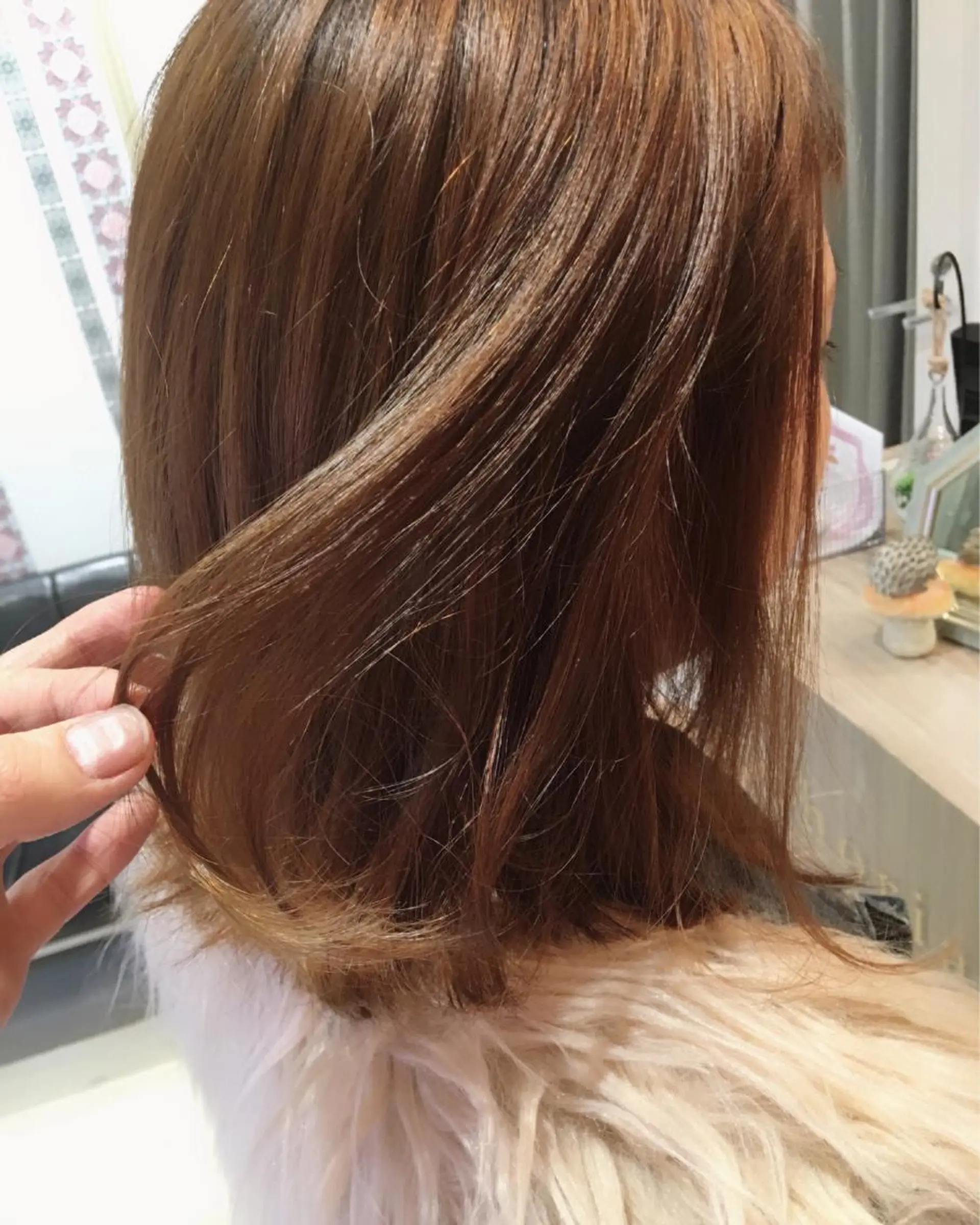 ショート カラー ベージュカラー 透明感カラー ハイライトカラー ハイライト カット ヘアカラー トリートメント 髪質改善ｶﾗｰ ｹｱﾌﾞﾘｰﾁ/ﾀﾑのヘアスタイル