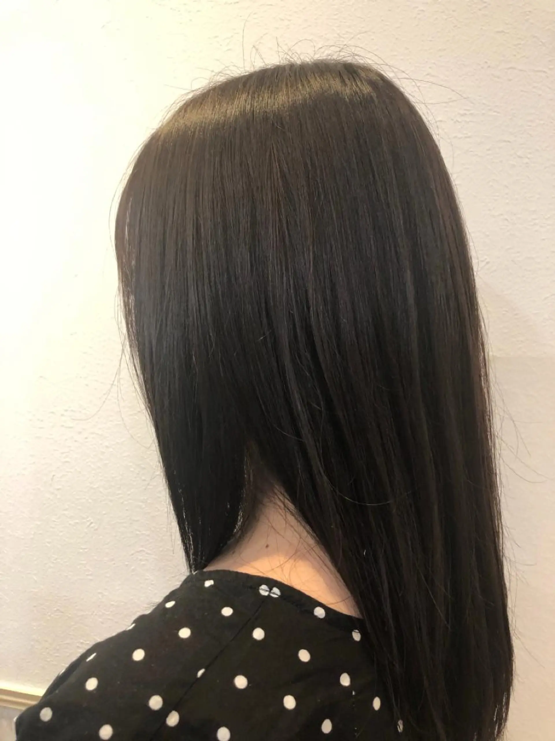 ロング カラー パーマ ヘアアレンジ 厚地 伽寧のヘアスタイル