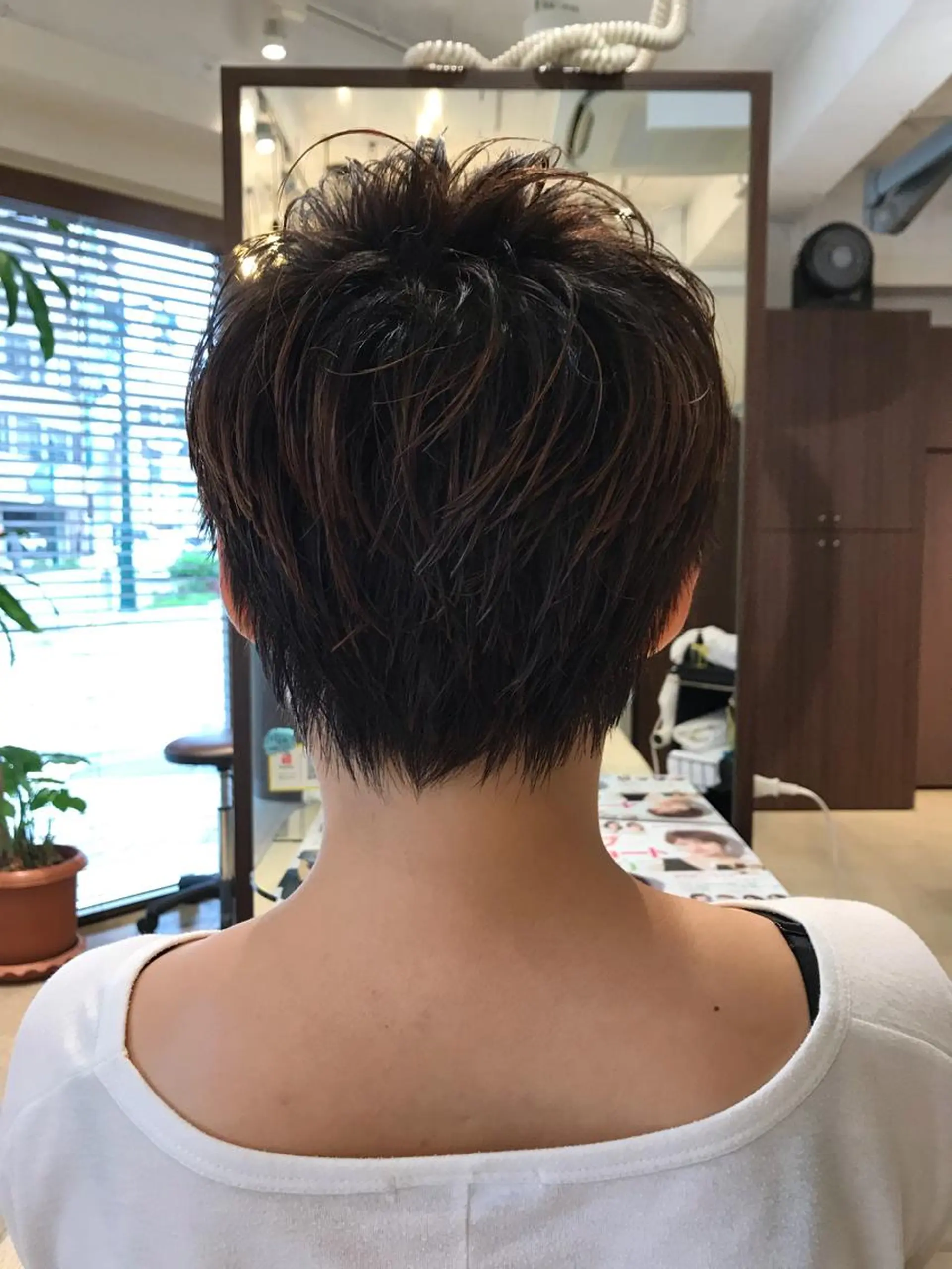 ショート ベリーショート ショートヘア newi saLyu 片岡ふきのヘアスタイル