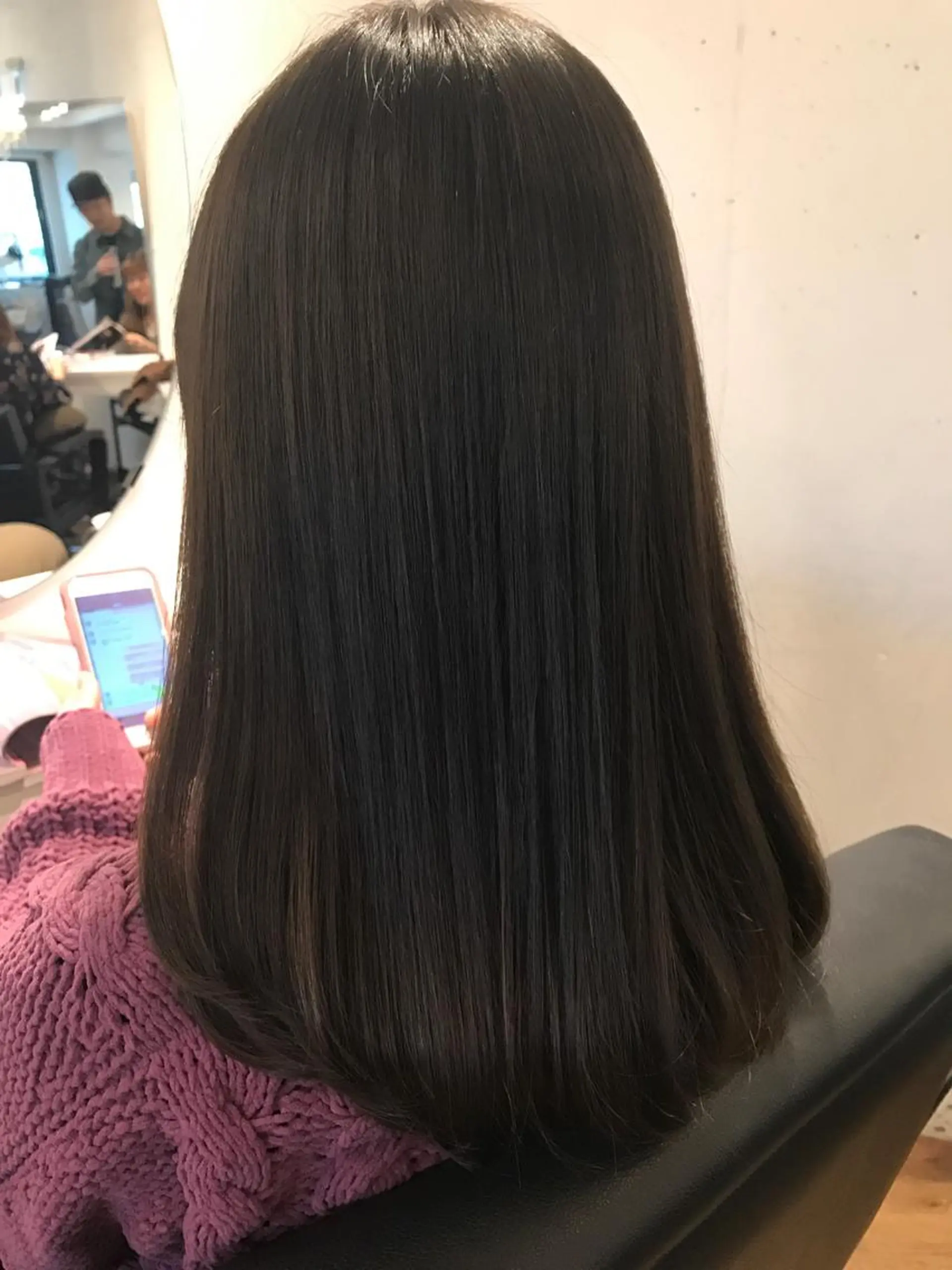 ミディアム カラー グレージュ 代官山/恵比寿所属・髪質改善/縮毛矯正 専門　代官山/恵比寿のヘアスタイル