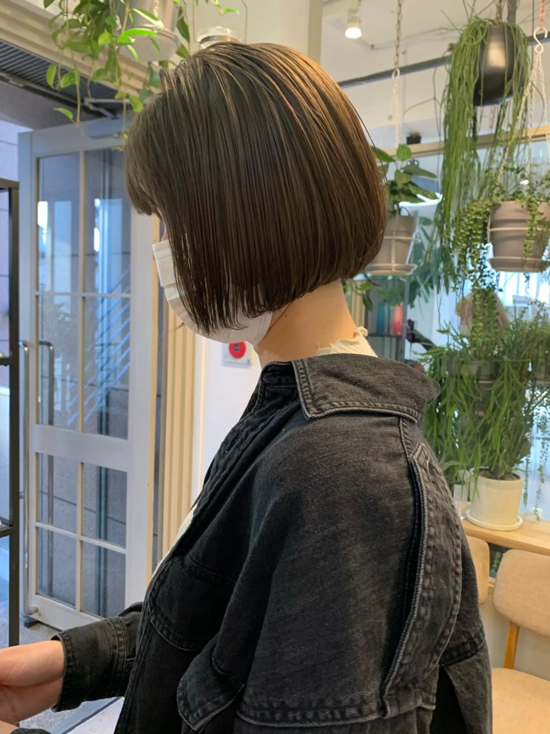 ショート カラー マツエク・マツパ ヘアカラー トリートメント ハイトーン&暗髪🔥 表参道二刀流マエダのヘアスタイル