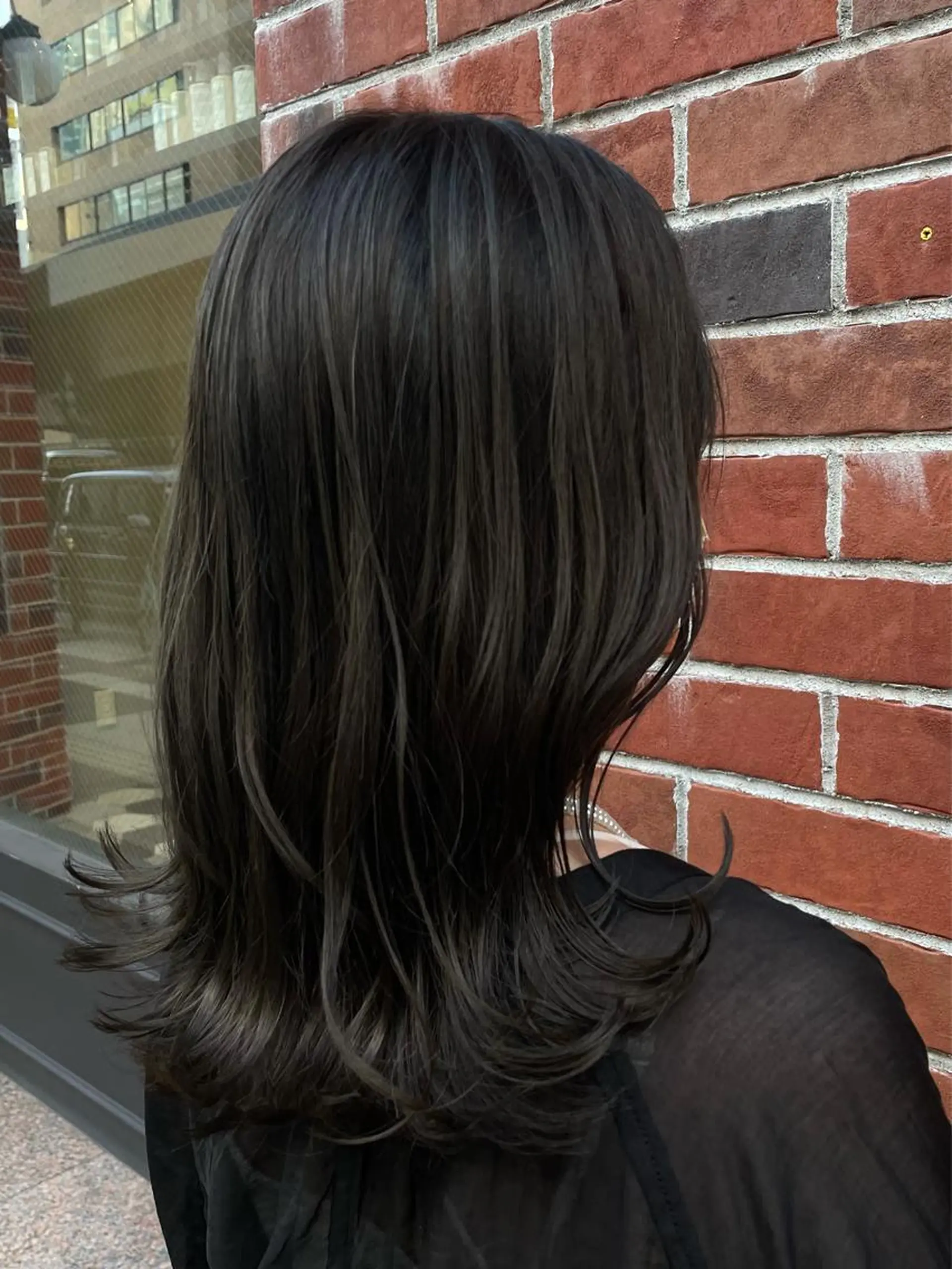 セミロング 小林 愛花のヘアスタイル