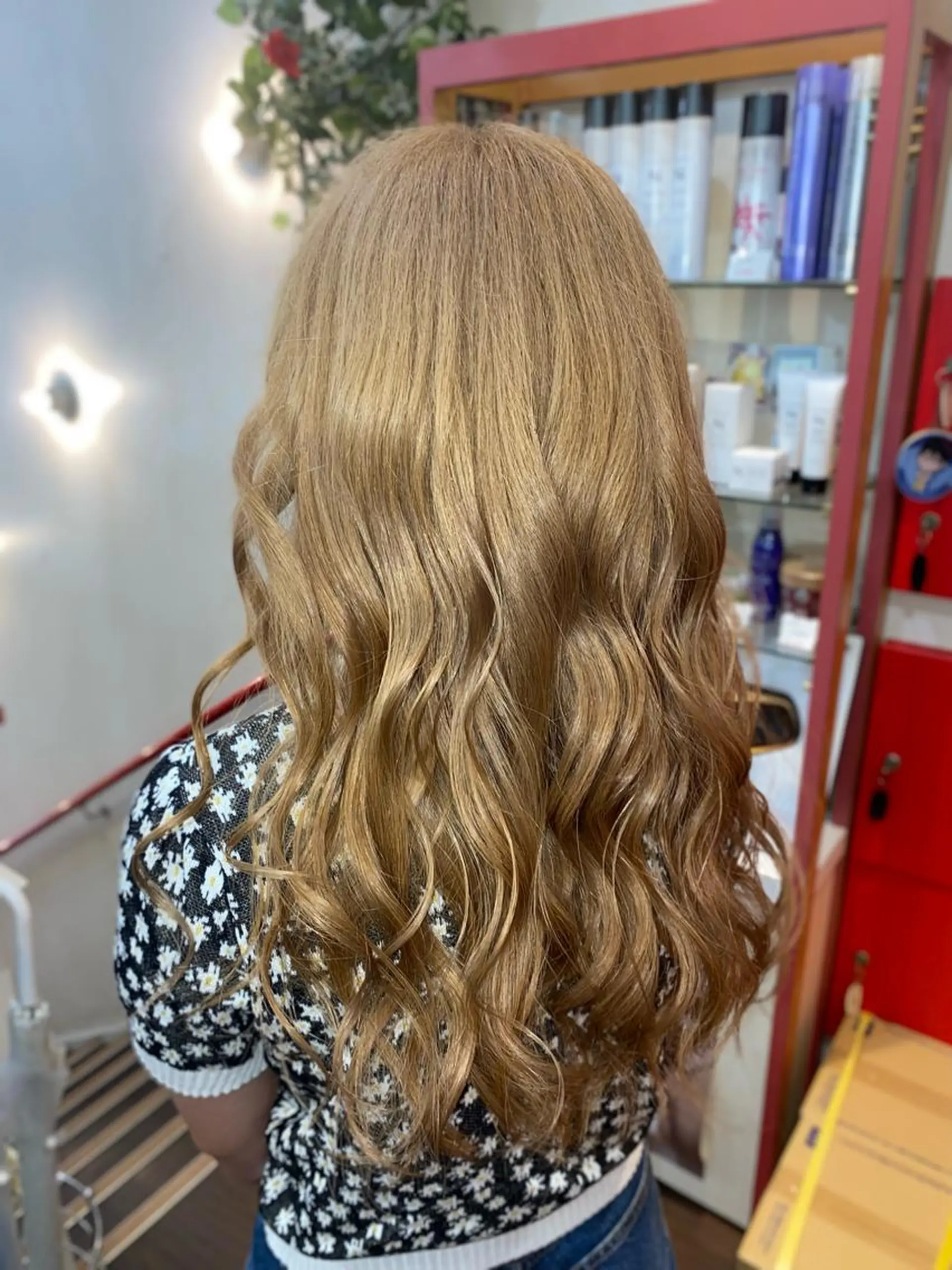 セミロング アッシュ ヘアカラー ゆぴ☾‪/推しカラー /ハイトーンのヘアスタイル