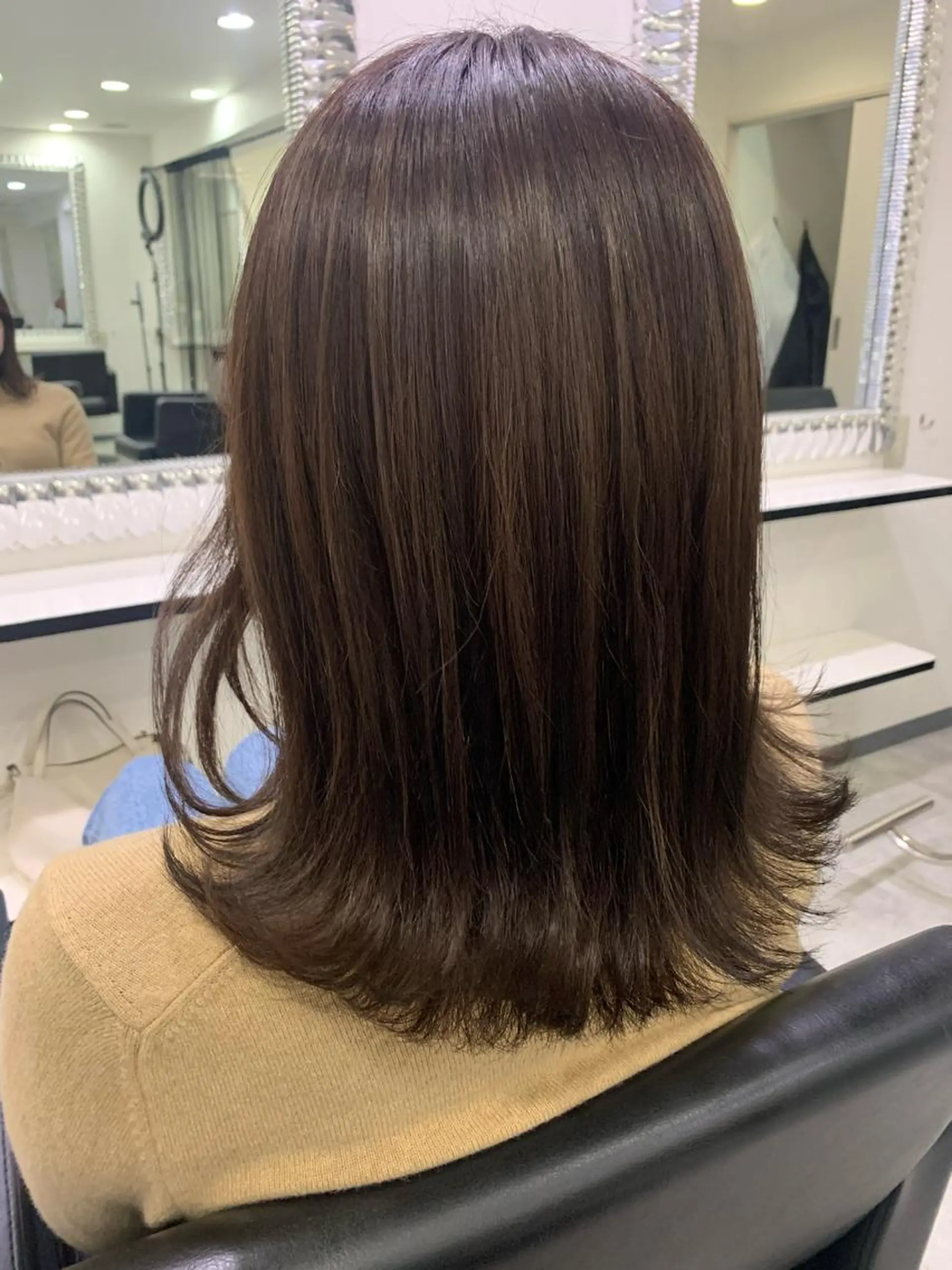 ミディアム カット ヘアカラー ルービック難波／韓国 /艶カラー/KAZUのヘアスタイル