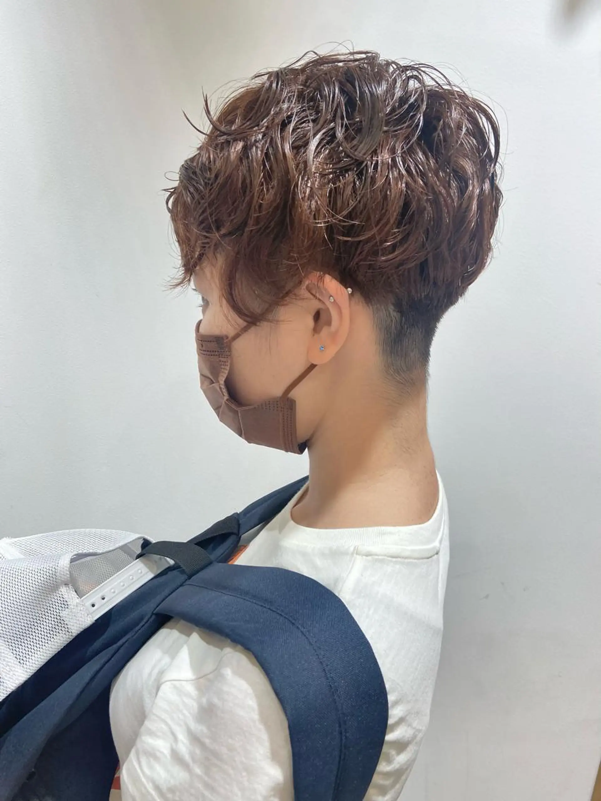 ショート カラー パーマ カット ヘアカラー パーマ 🐺ウルフ/レイヤー 似合わせ‎🤍沙羅のヘアスタイル