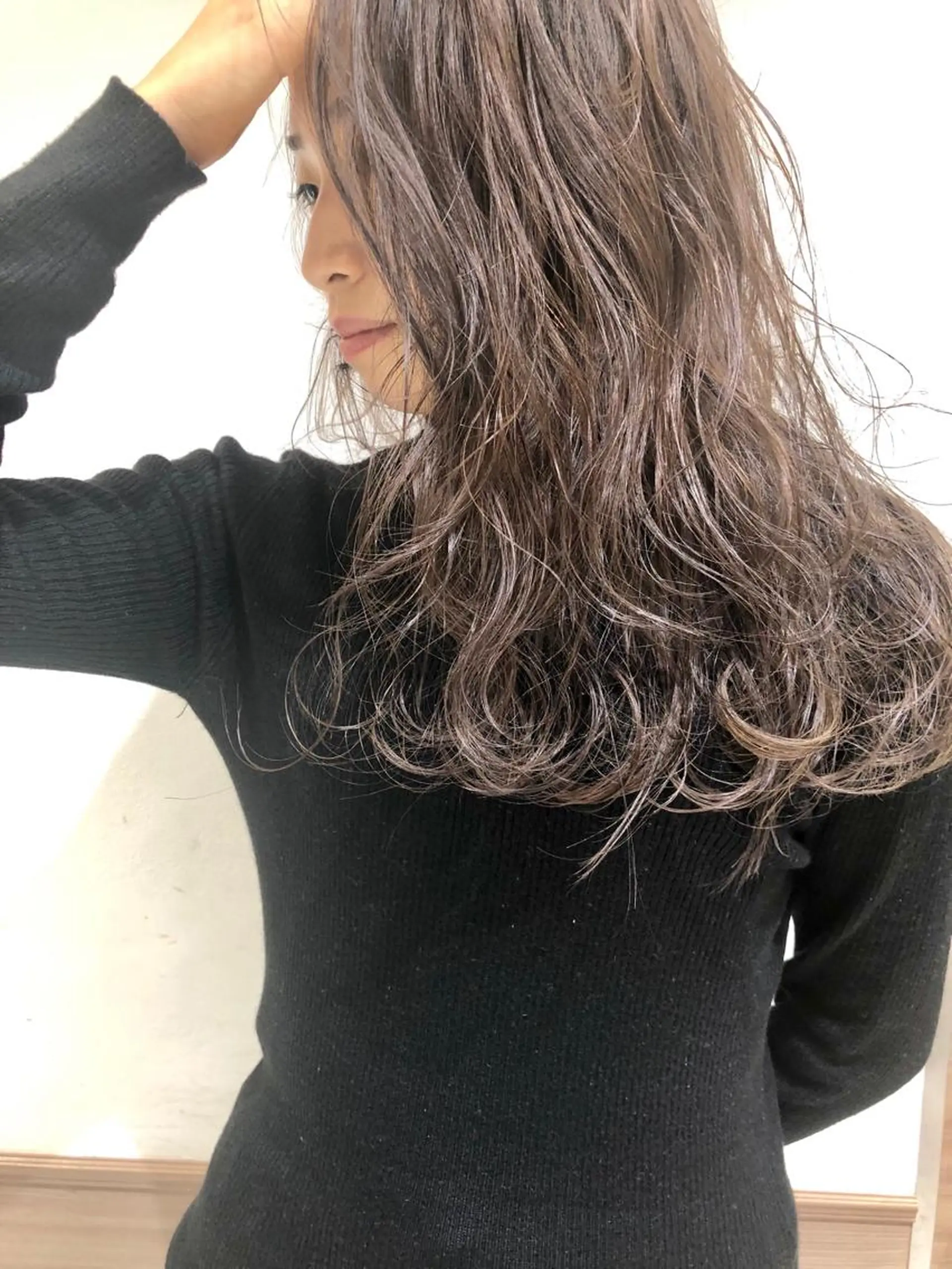 セミロング tuki yokohama所属・店長 小池アキトのヘアスタイル