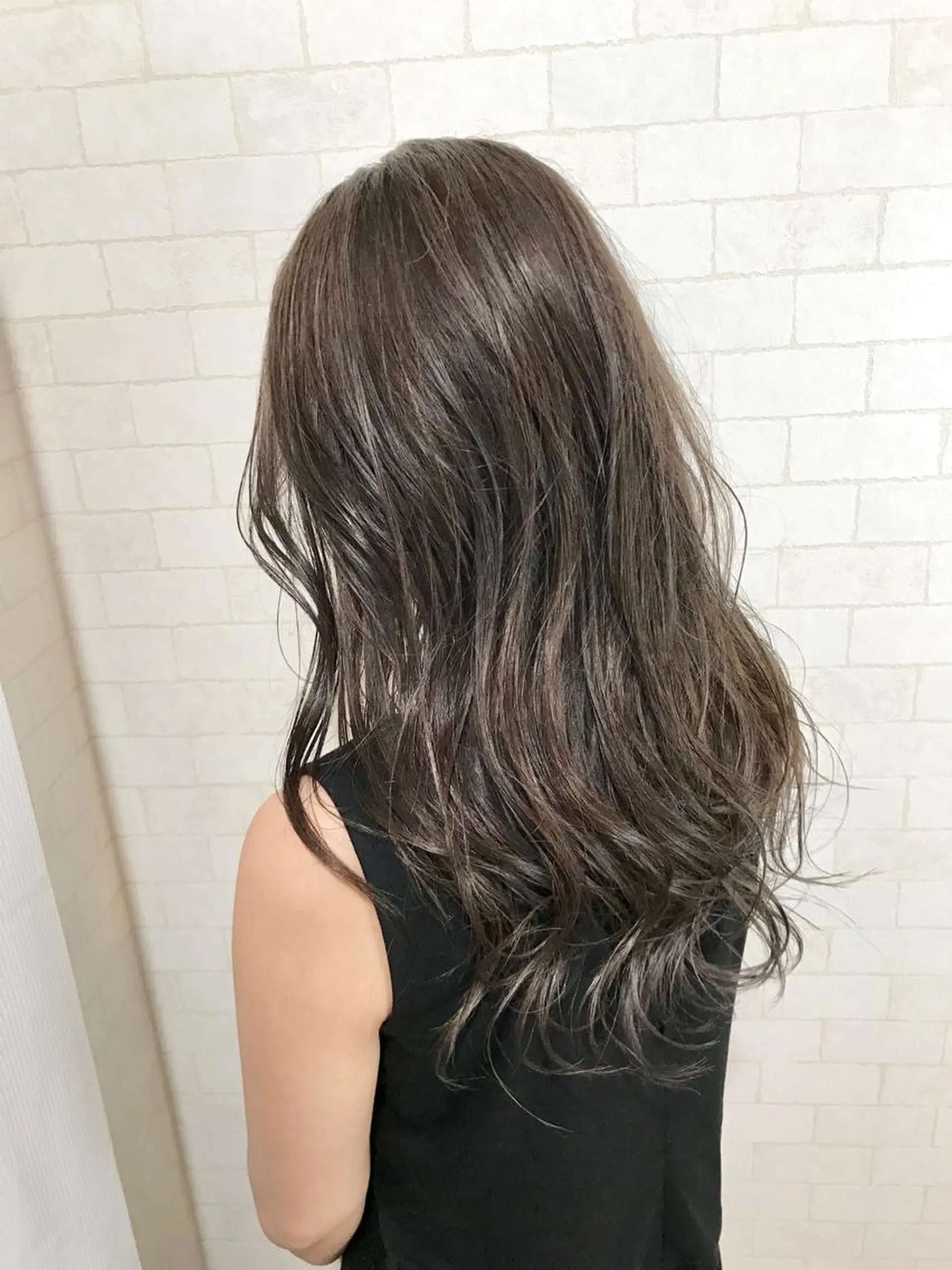 ロング カラー 神野 雅樹のヘアスタイル