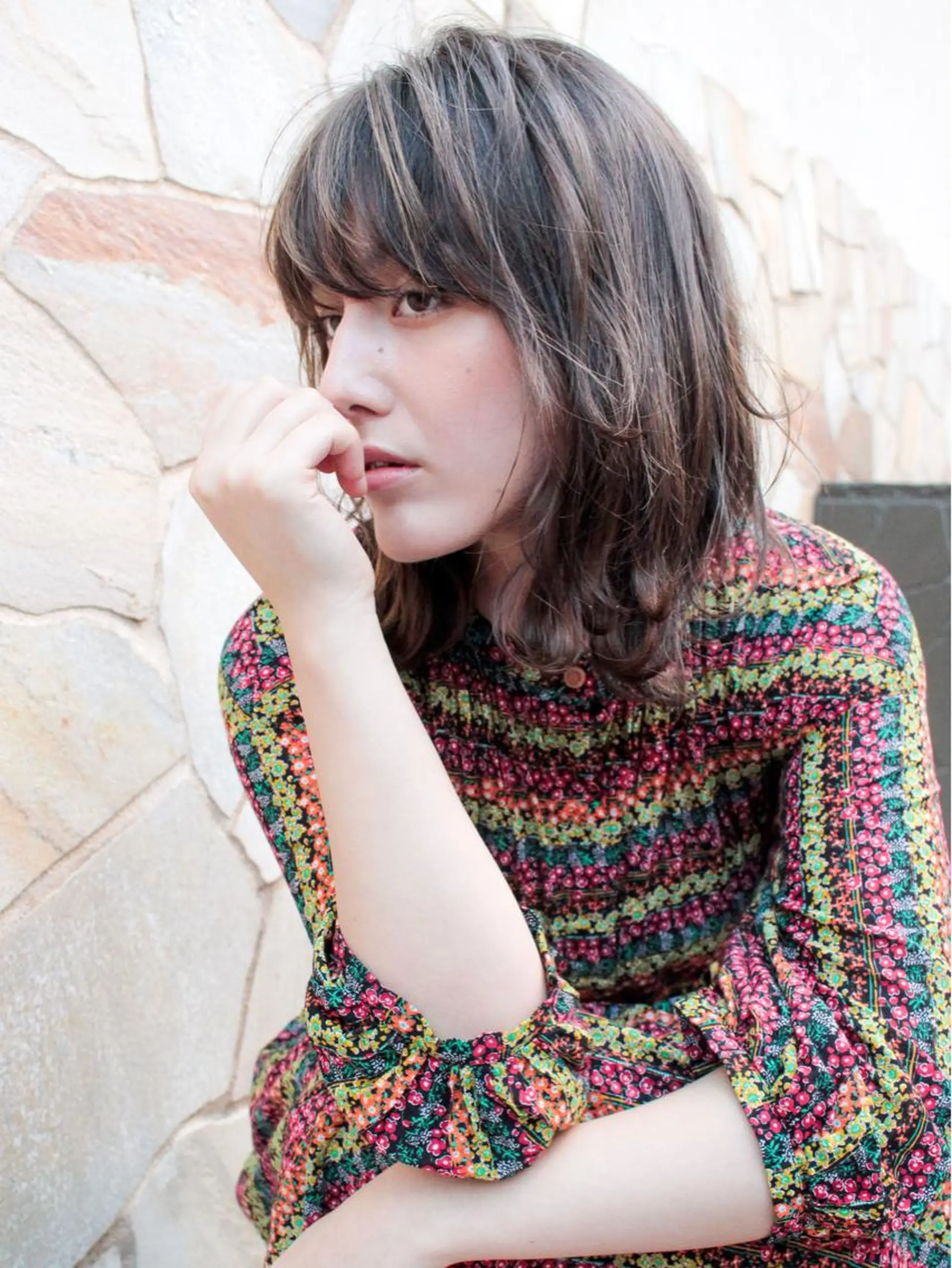 ミディアム カラー ベージュカラー ハイライトカラー ハイライト gite カワムラナオキのヘアスタイル