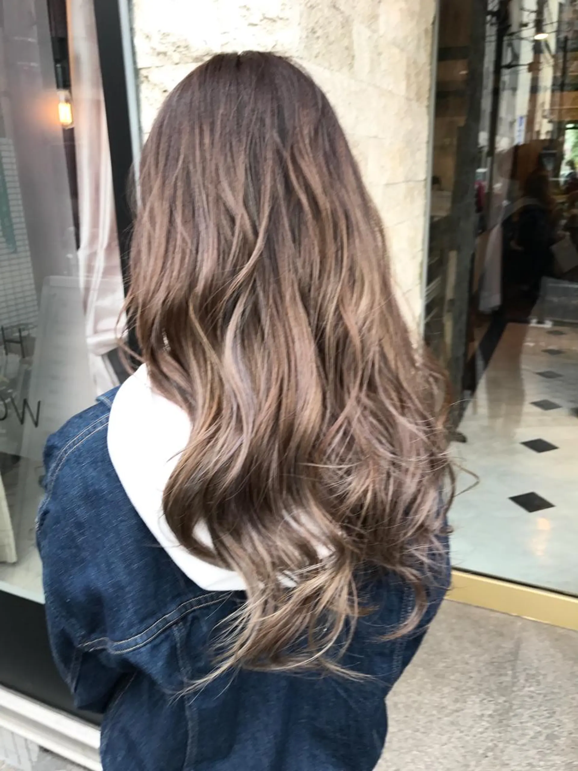 セミロング カラー パーマ ヘアアレンジ メンズ キッズ ネイル マツエク・マツパ メンズハイライト ベージュカラー ハイライトカラー ミルクティーベージュ ハイライト uno pulir所属・トップスタイリスト 永尾拓也のその他イメージ