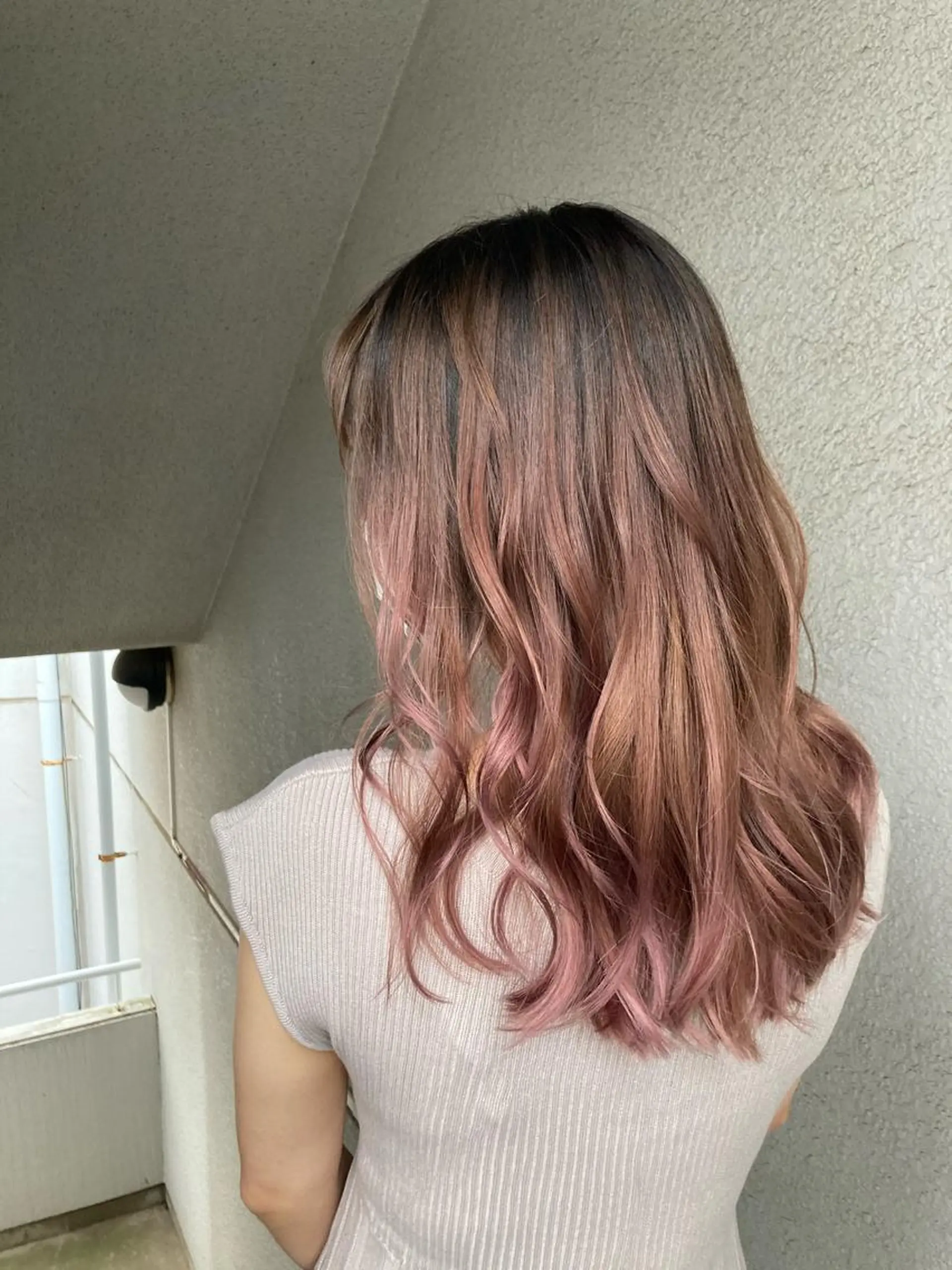 ミディアム カラー ヘアカラー トリートメント ブリーチカラー🌈 石垣翔太のヘアスタイル