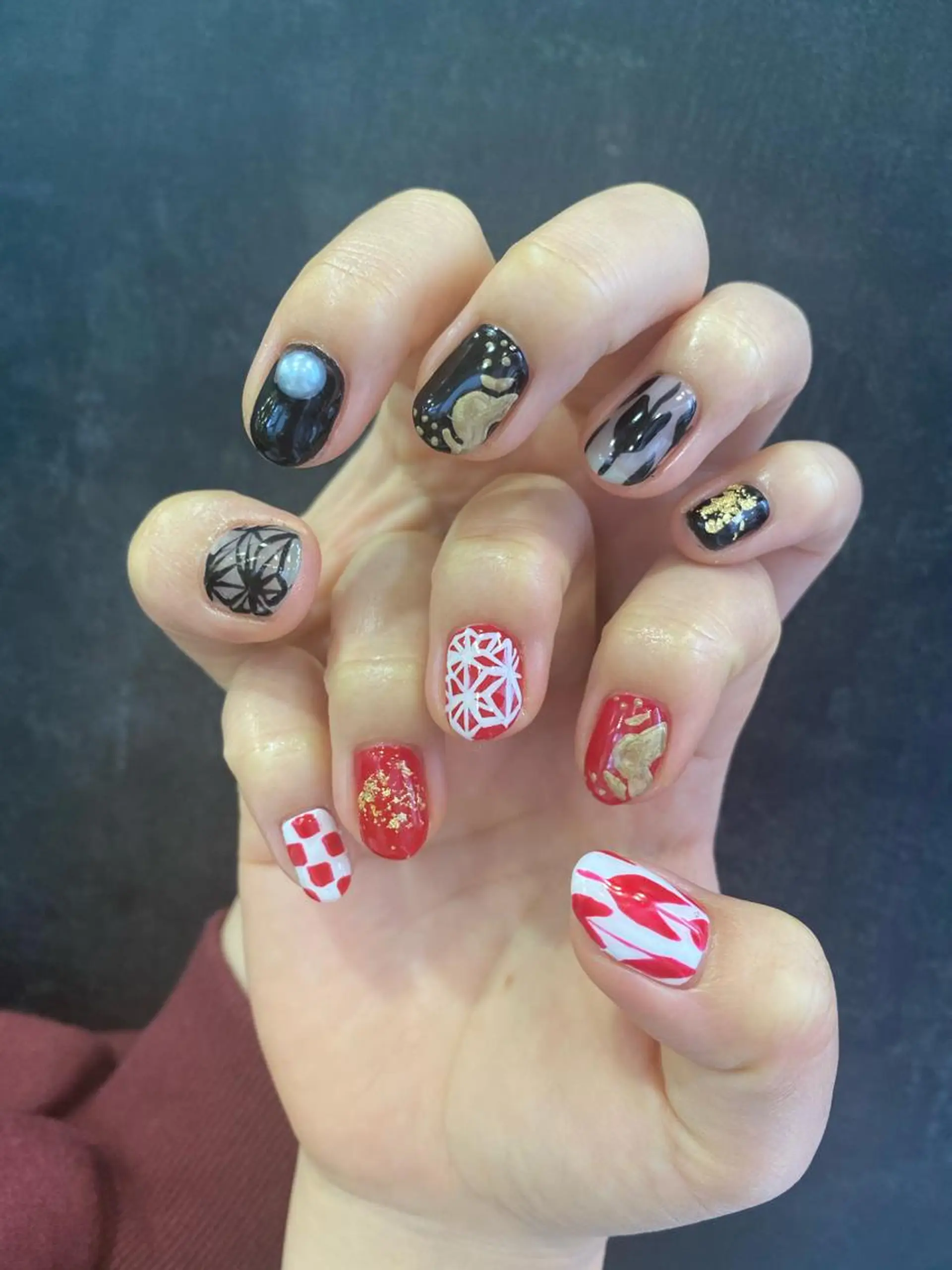 ネイル Lim五反田所属・TSUNA 🌙 Lim 五反田のマツエク・マツパデザイン