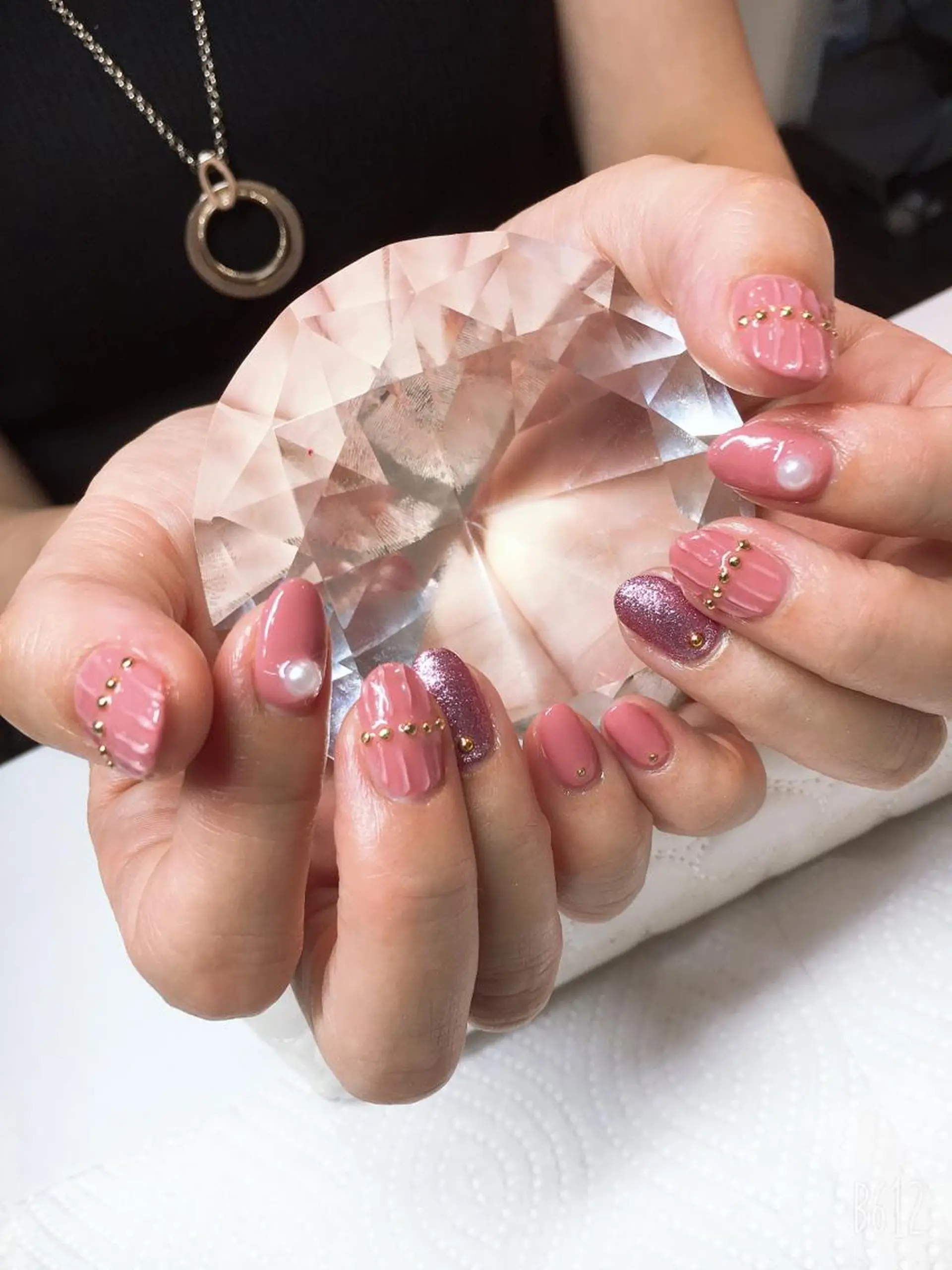 ネイル yuni所属・Nail salon yuriのネイルデザイン