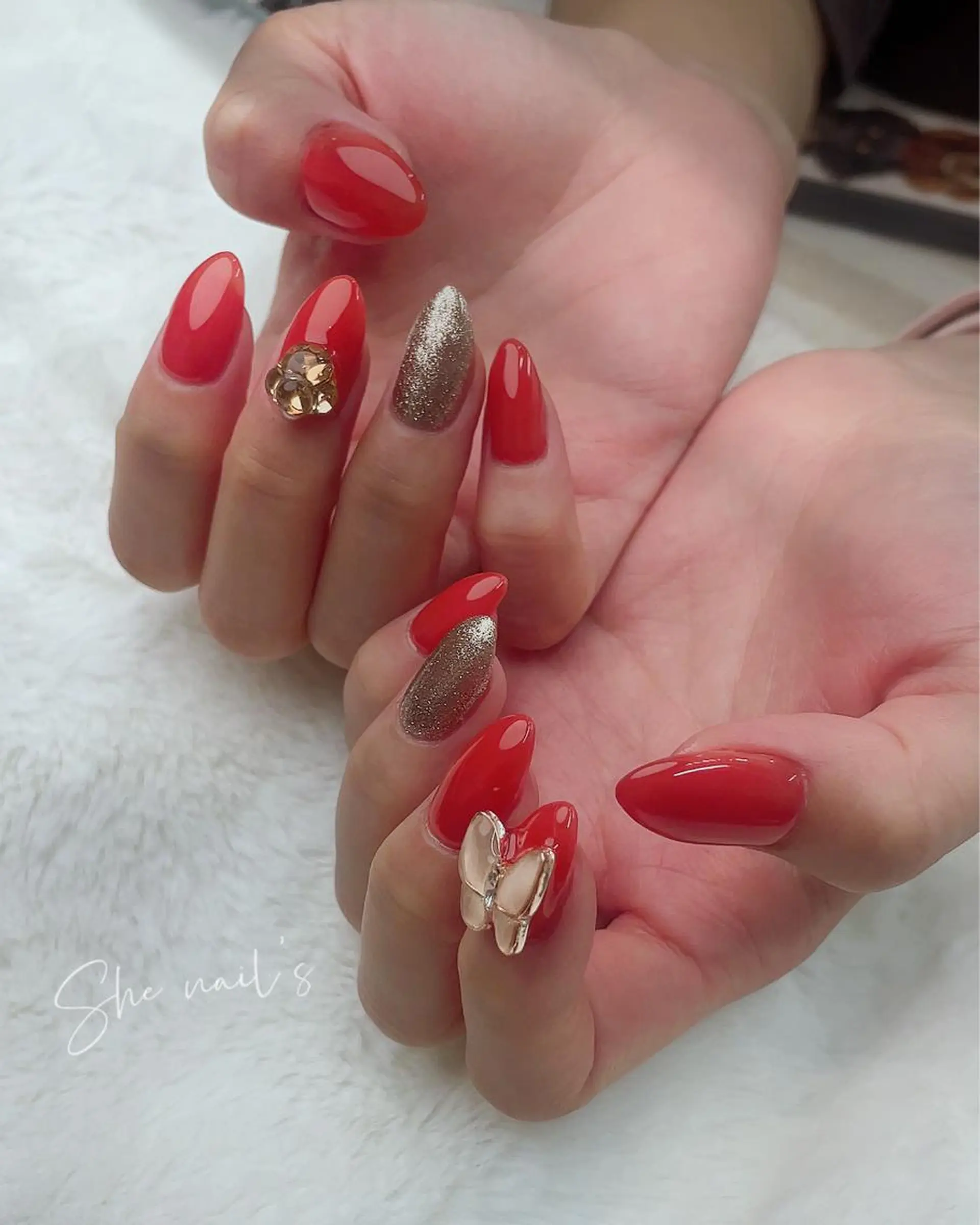 ネイル Blushオーナー Shiinaのネイルデザイン