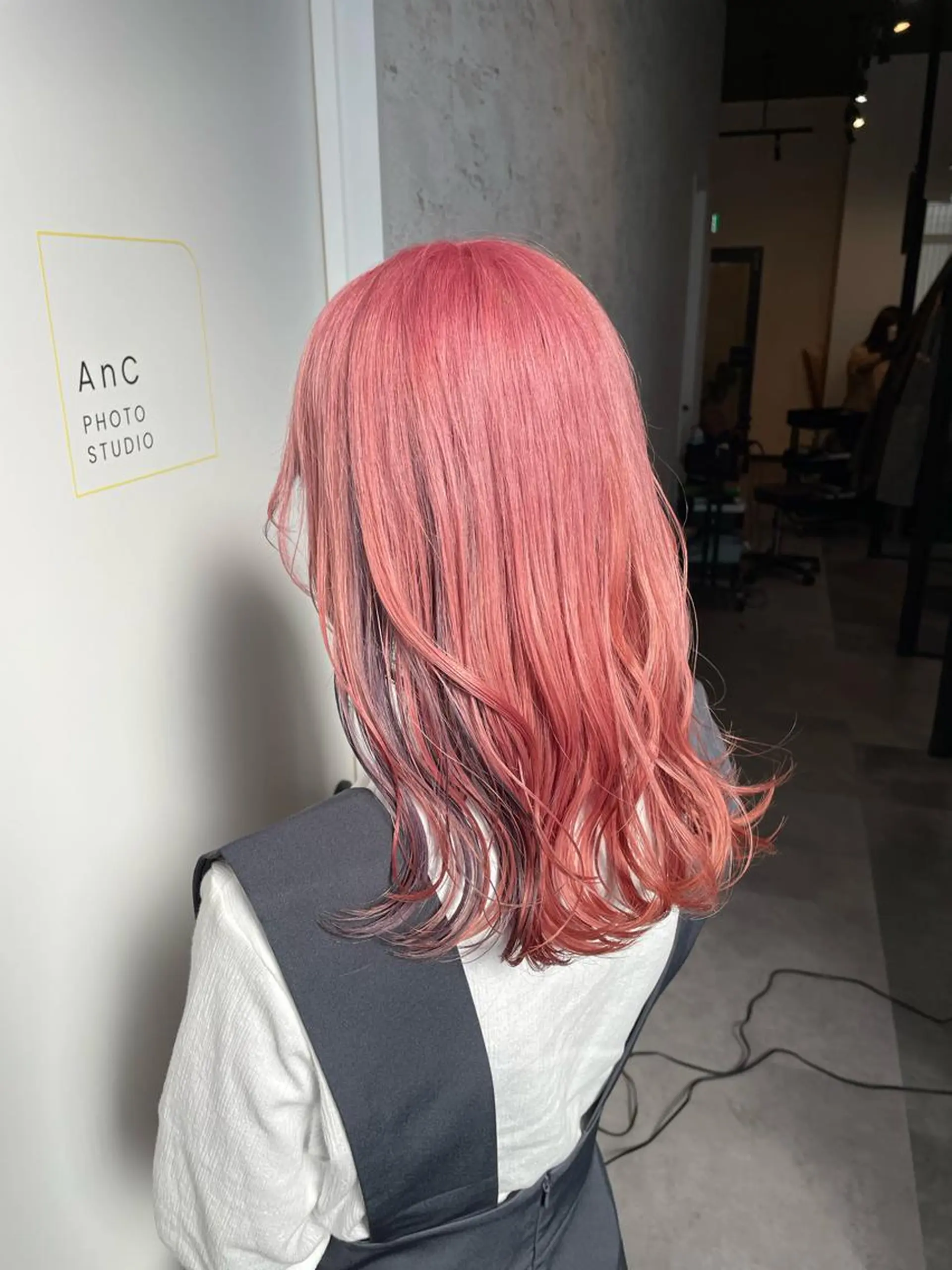 セミロング カラー ブリーチ カット ヘアカラー 👑髪質改善カラー 中垣斗希のヘアスタイル