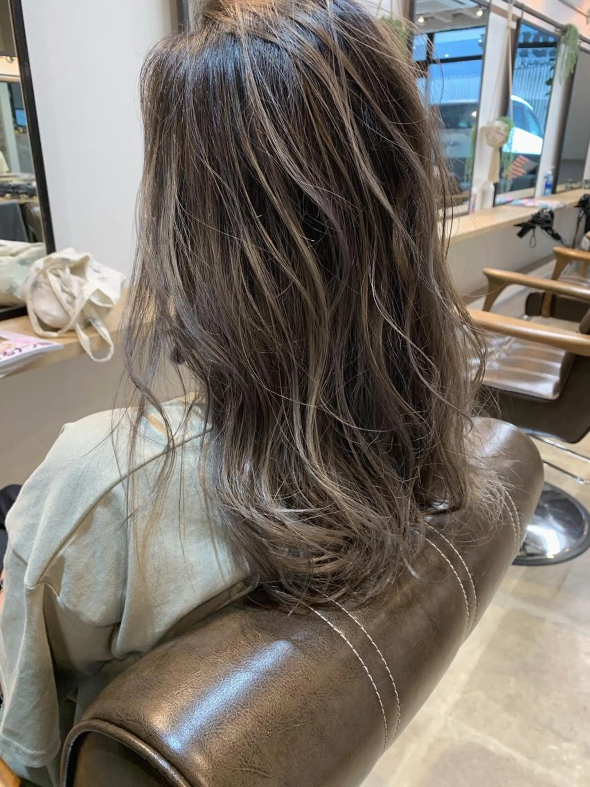 セミロング レイヤーカット ボブ/レイヤー/ ショートcovo代表のヘアスタイル