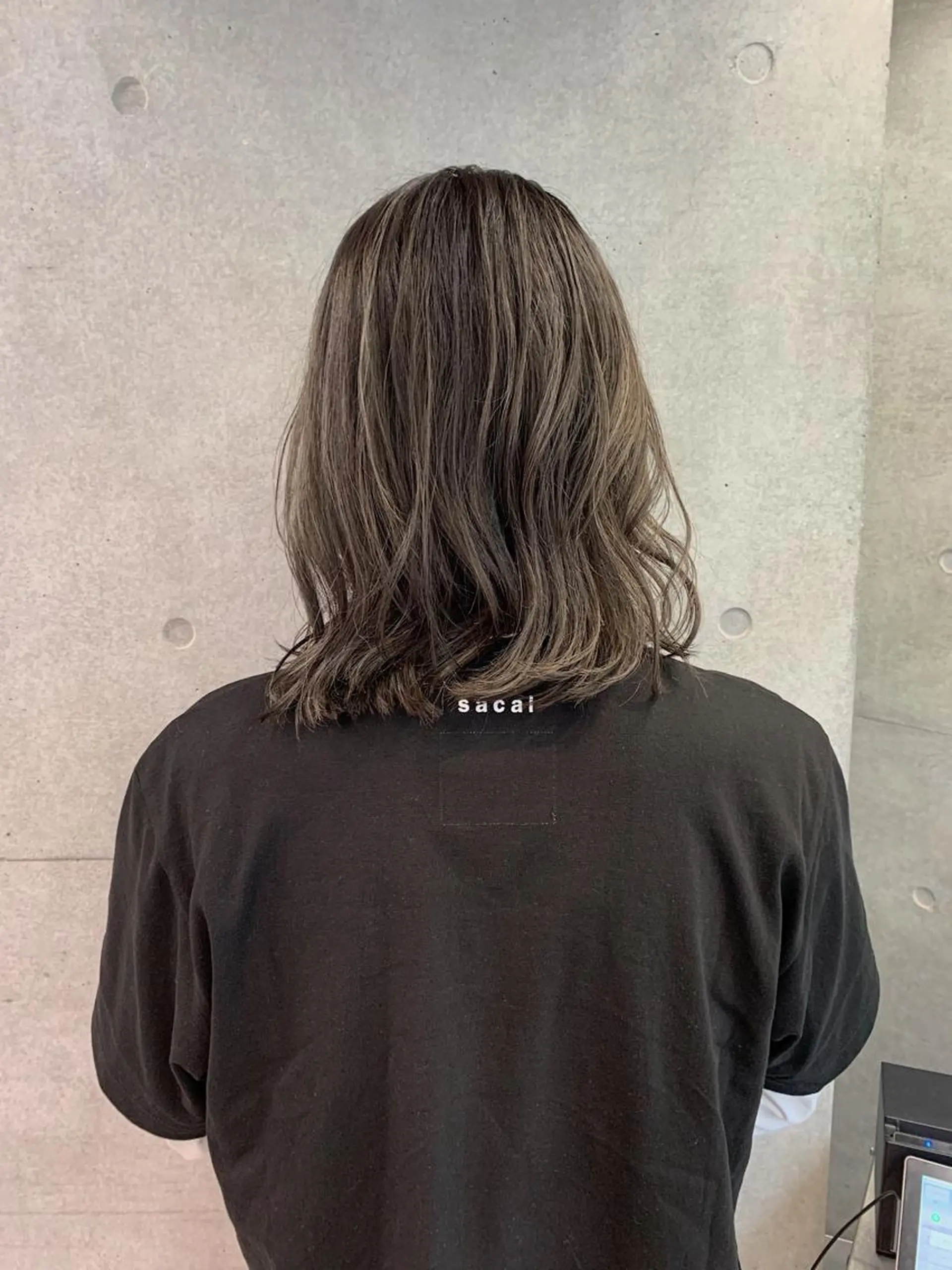 ミディアム ハイライト カット ヘアカラー オシャレ髪✔️ 店長オオキアキヒロのヘアスタイル