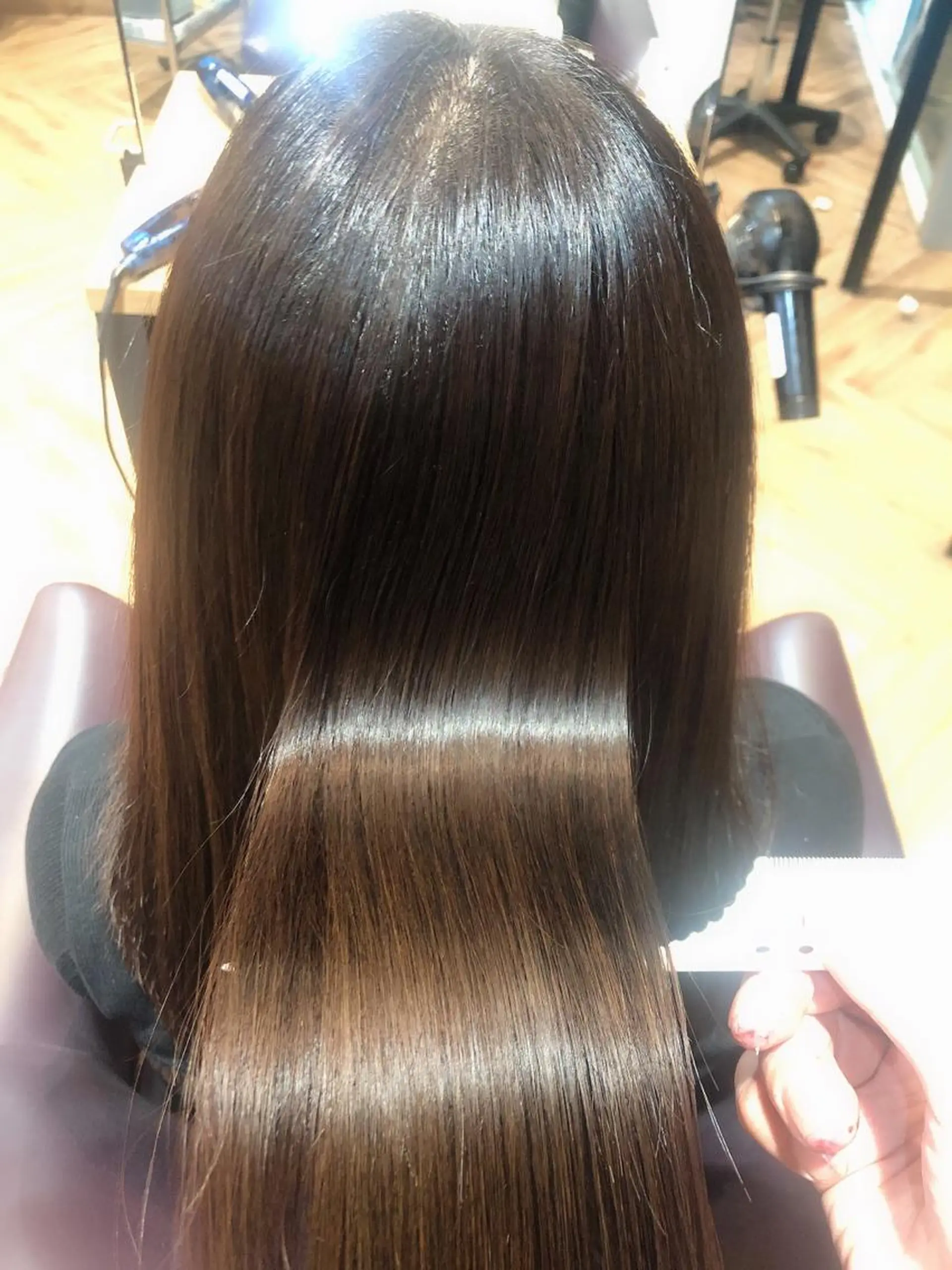 セミロング トリートメント 韓国🇰🇷レイヤー 映える顔周り🩷のヘアスタイル